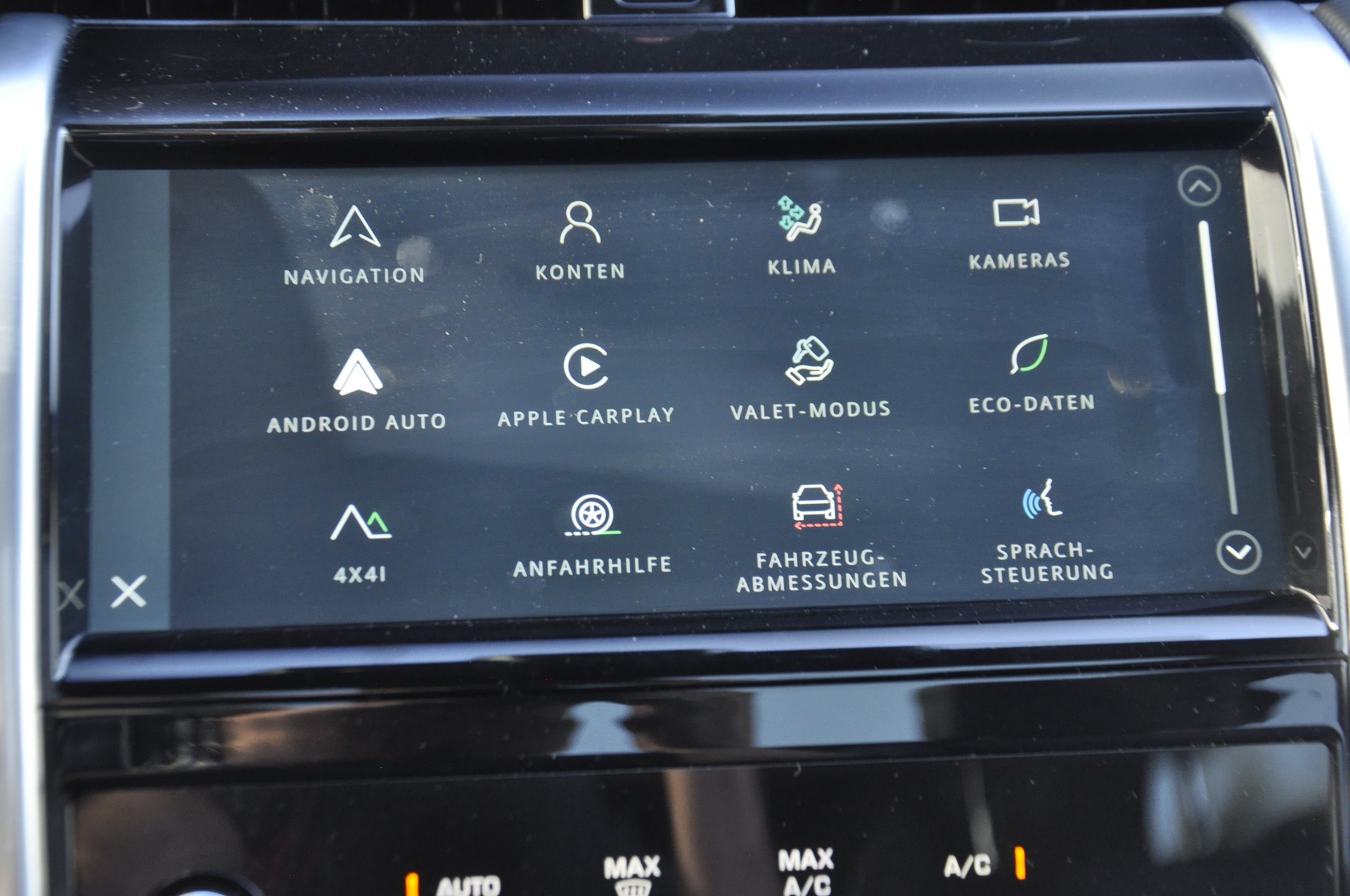 LAND ROVER Discovery Sport R Dyn P300e 1.5 PHEV SE AT8-image-12