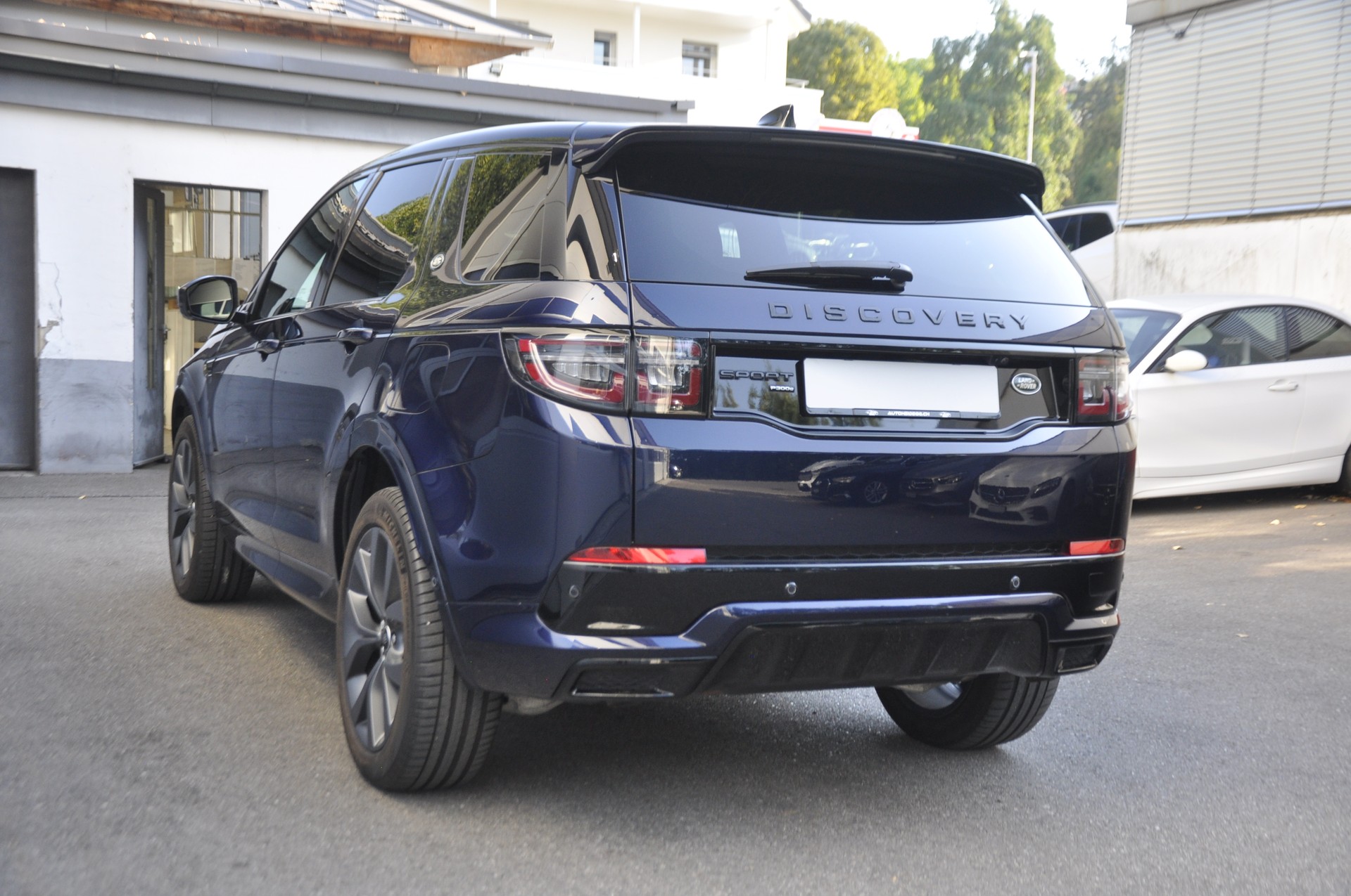 LAND ROVER Discovery Sport R Dyn P300e 1.5 PHEV SE AT8-image-14