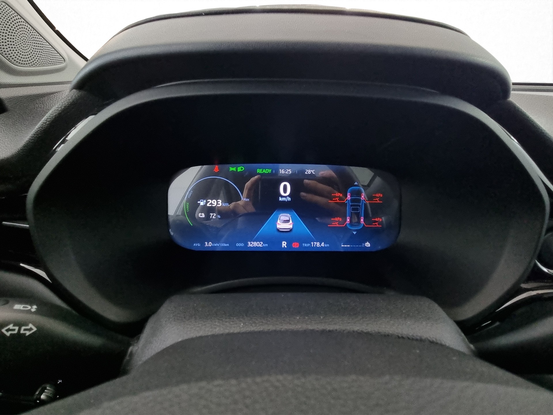 JAC e-JS4 EV Elektro Automat SUV-image-10