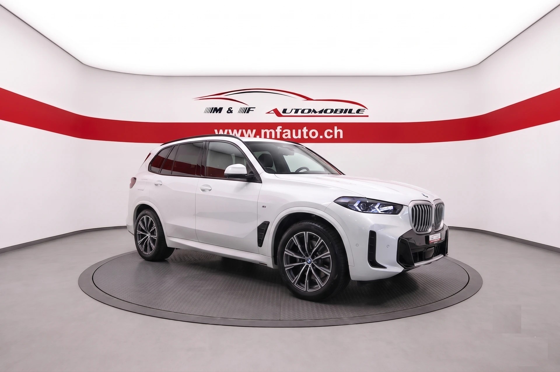 BMW X5 30d xDrive SAG M-Sport CH FAHRZEUG-showroom-element-2