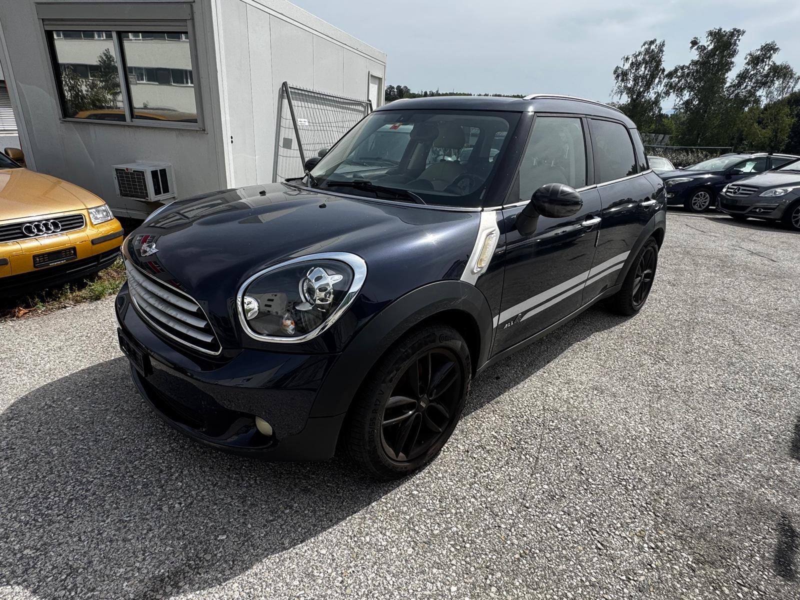 MINI Countryman Cooper D ALL4-image-2
