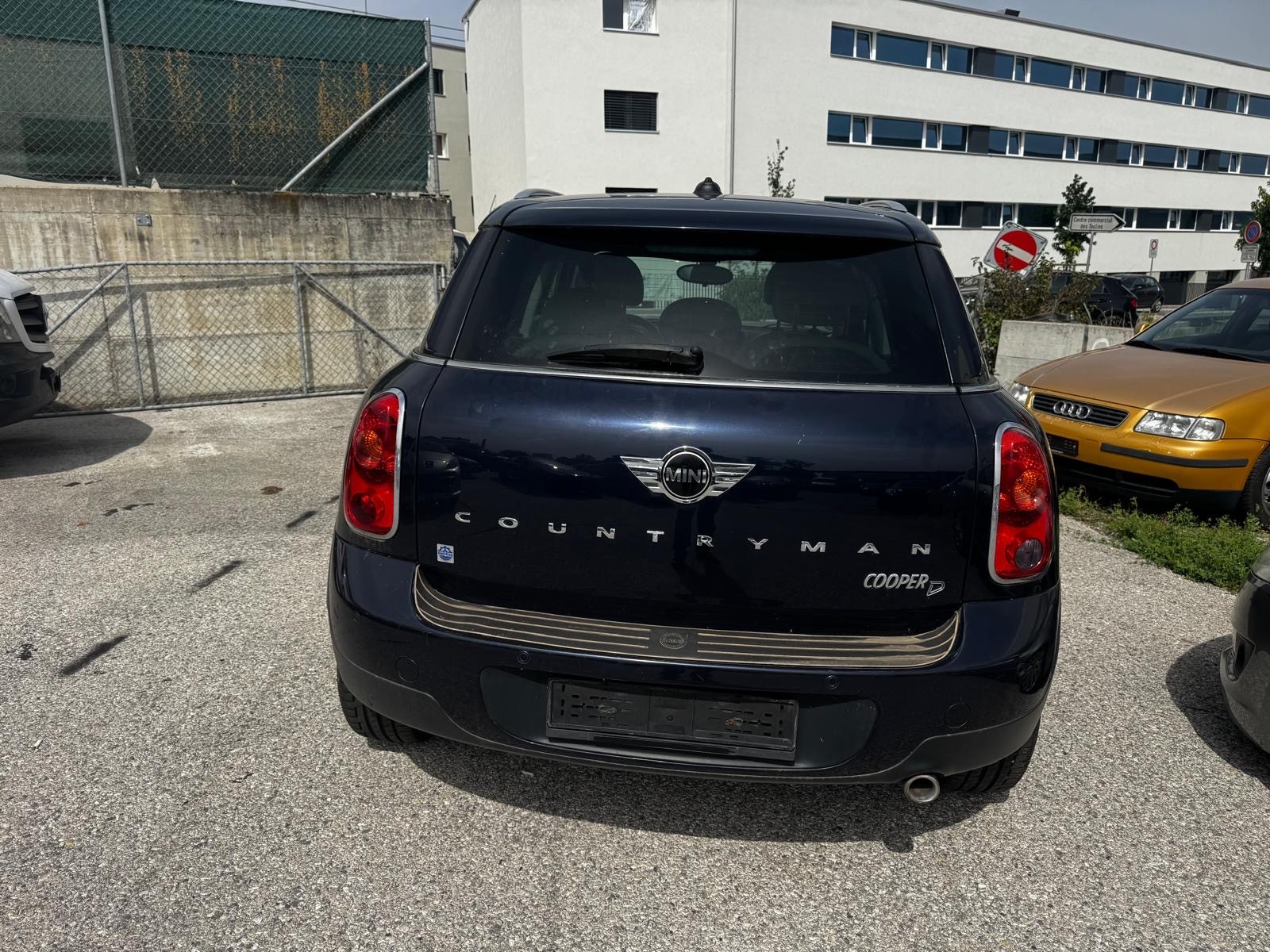 MINI Countryman Cooper D ALL4-image-3