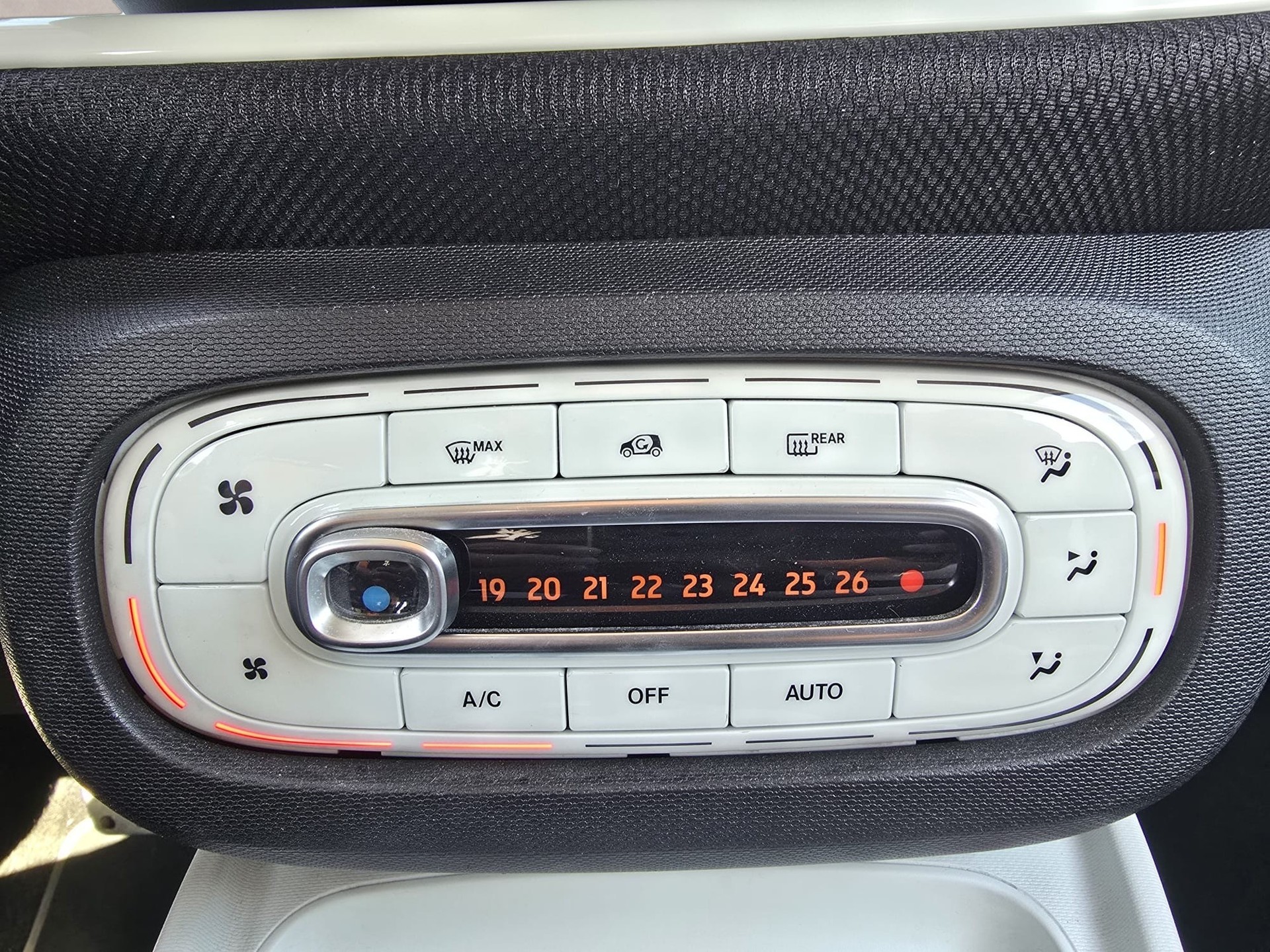 SMART fortwo prime twinmatic-image-16