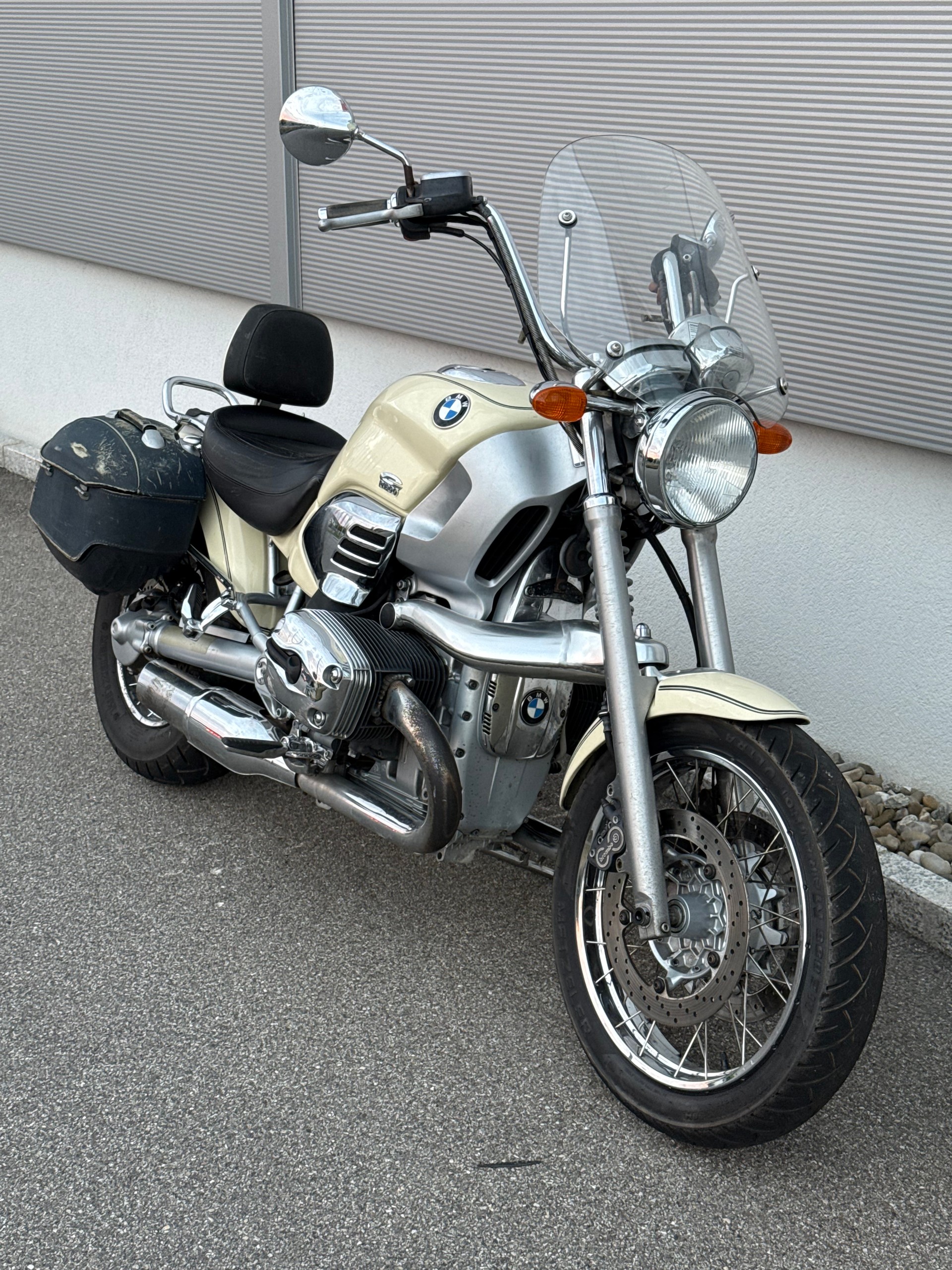 BMW R 1200 C Classic James Bond-image-1