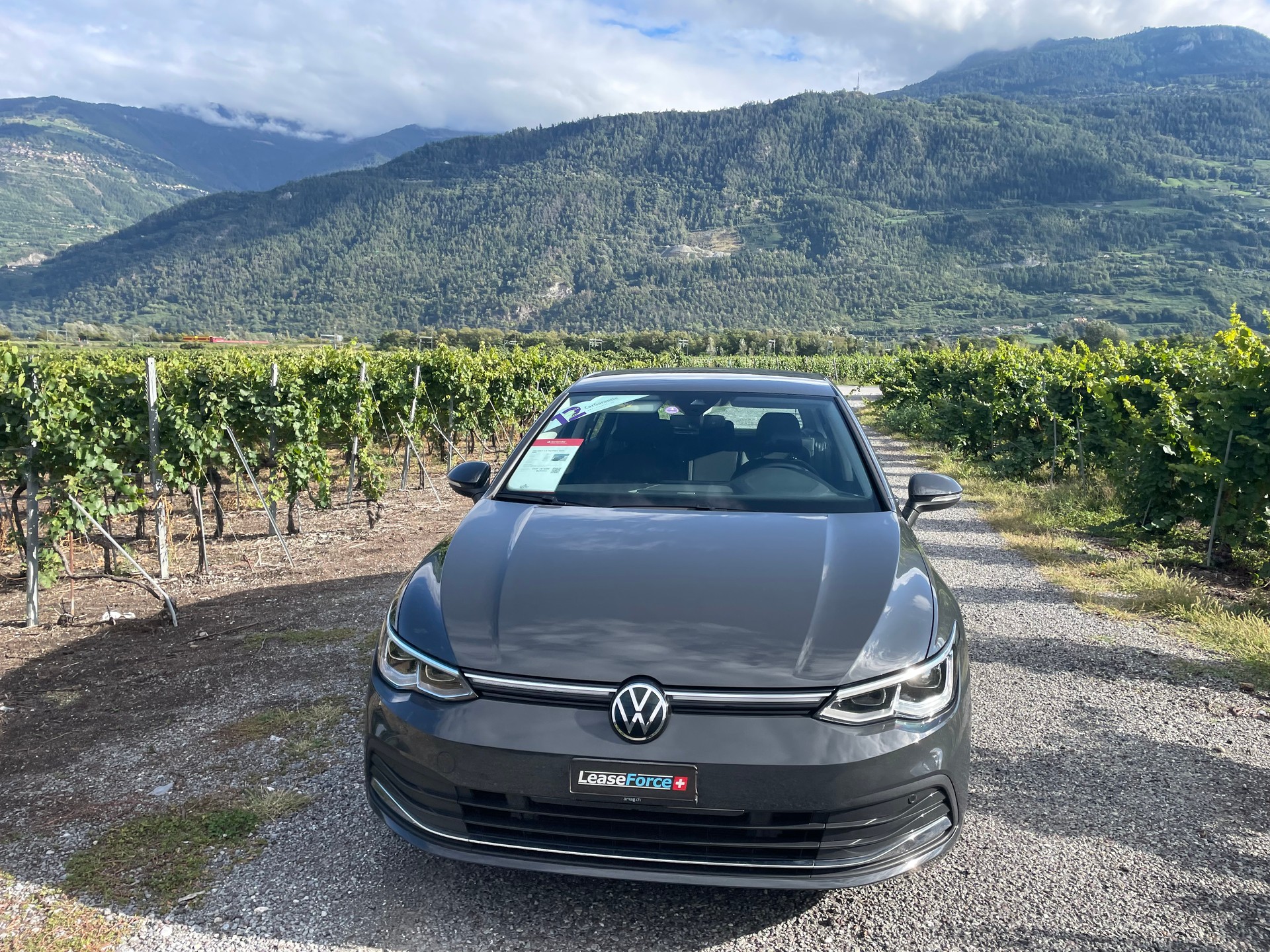 VW Golf 1.4 TSI PHEV Style-image-1