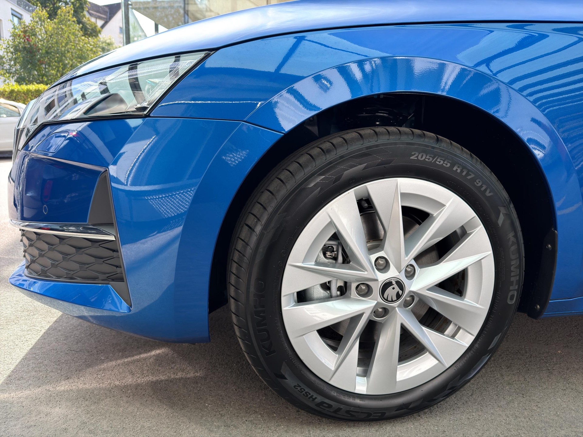 SKODA Octavia Combi 2.0 TSI Selection 4x4 DSG-image-5