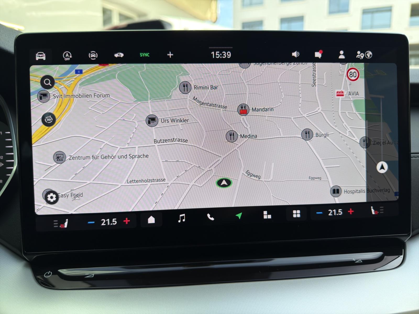 SKODA Octavia Combi 2.0 TSI Selection 4x4 DSG-image-13