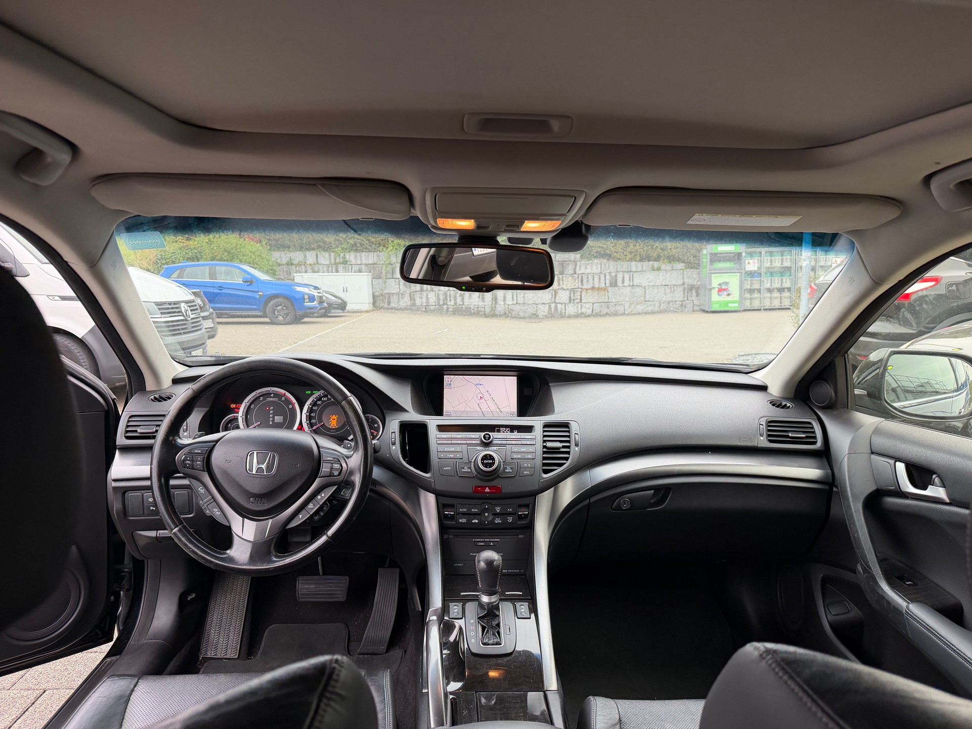 HONDA Accord Tourer 2.2 i-CTDi Executive Advanced Safety Edition-showroom-element-3