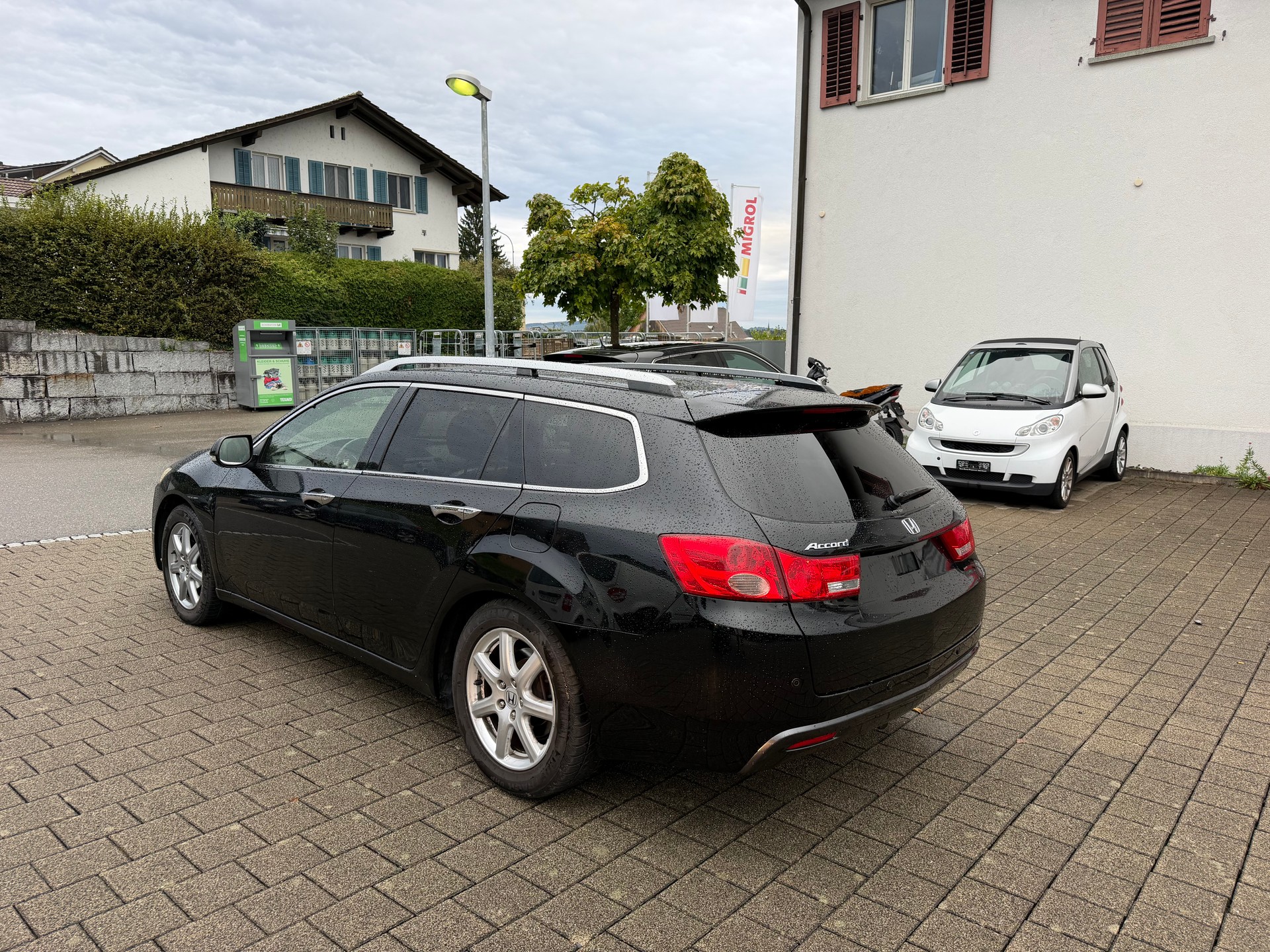 HONDA Accord Tourer 2.2 i-CTDi Executive Advanced Safety Edition-showroom-element-1