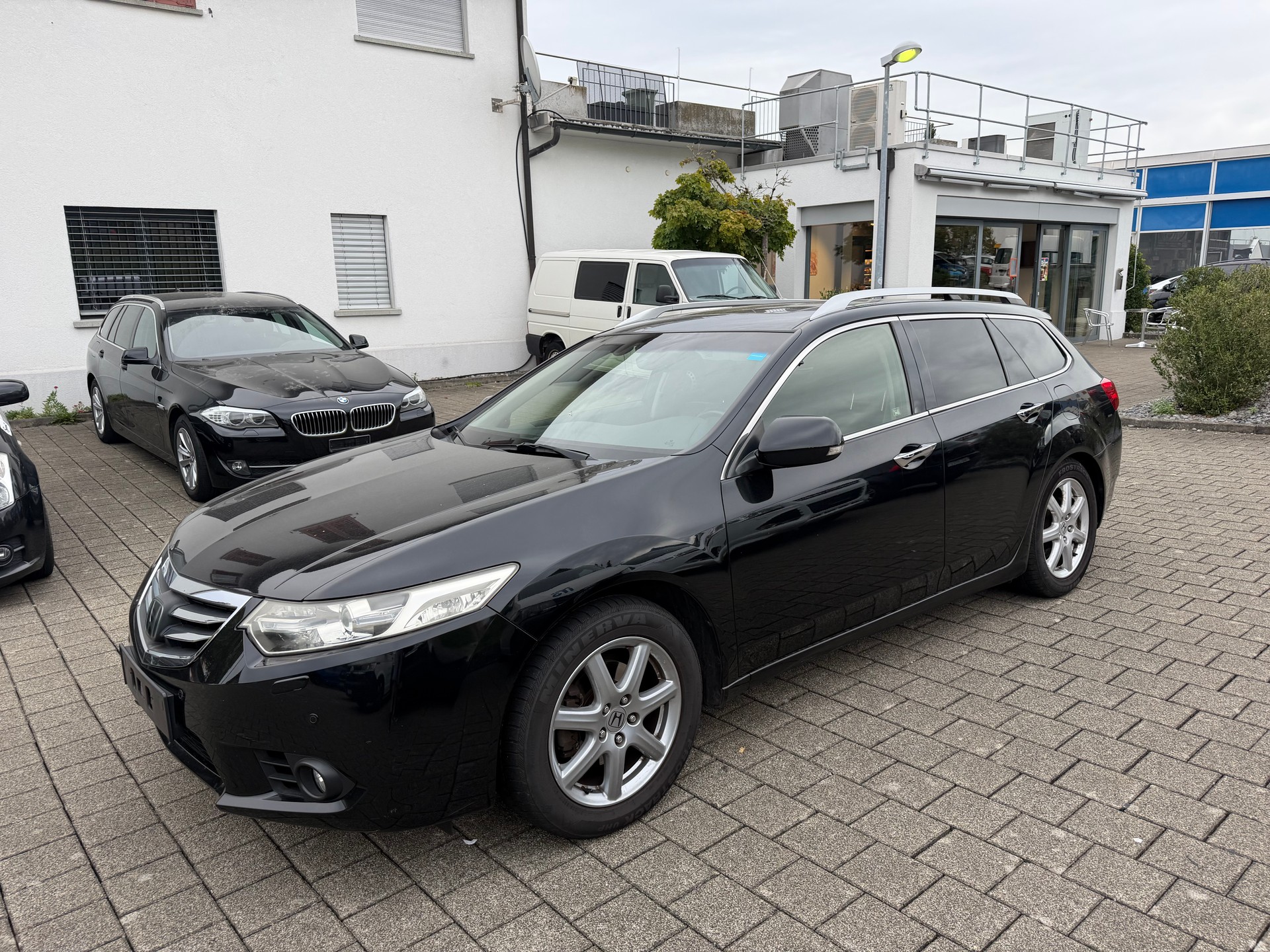 HONDA Accord Tourer 2.2 i-CTDi Executive Advanced Safety Edition-showroom-element-2