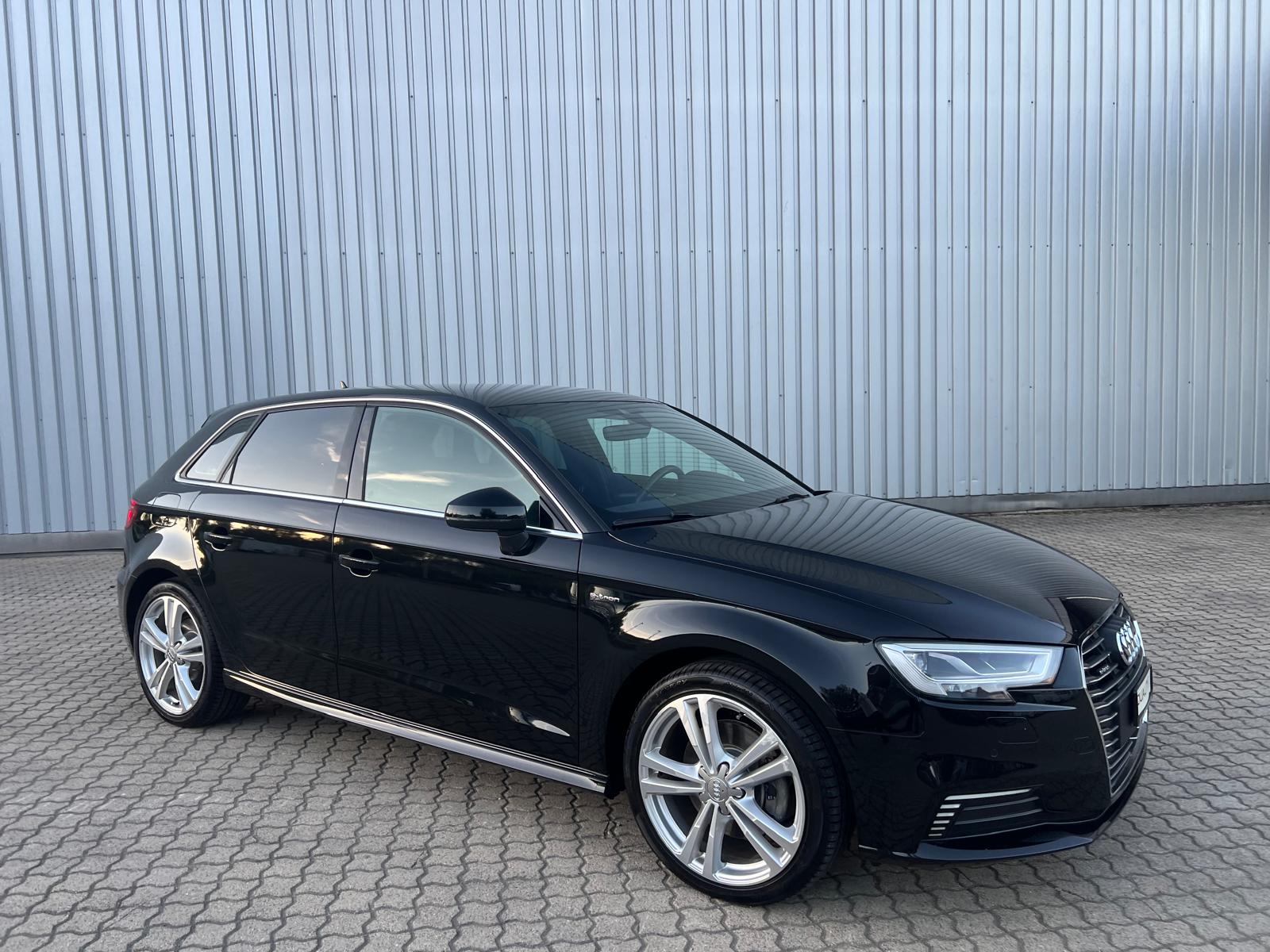 AUDI A3 Sportback 1.4 e-tron Sport S-tronic-showroom-element-3