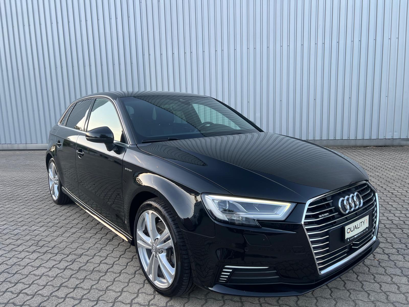 AUDI A3 Sportback 1.4 e-tron Sport S-tronic-showroom-element-1