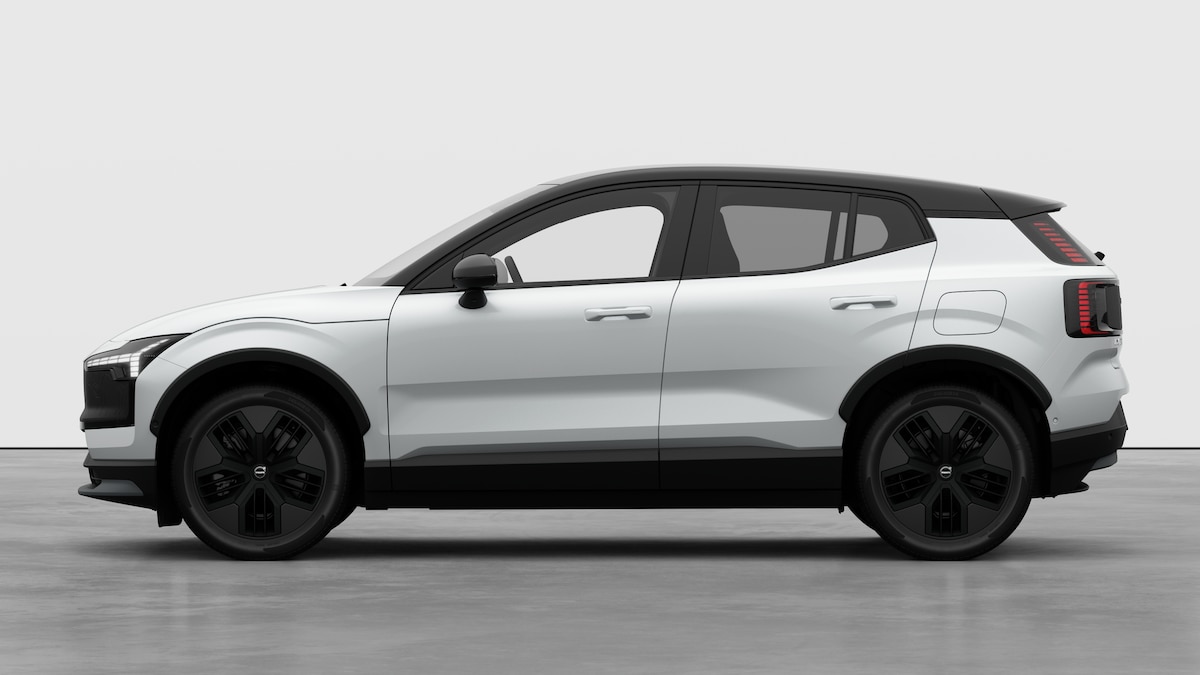 VOLVO EX30 CC P8 Ultra AWD-showroom-element-2