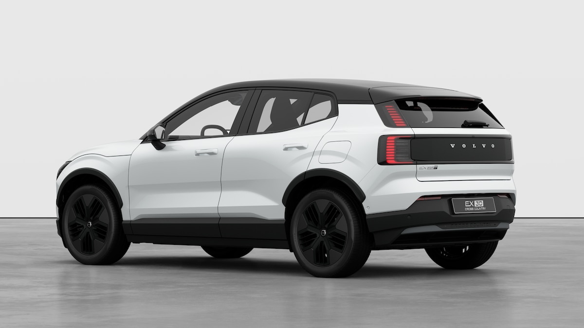 VOLVO EX30 CC P8 Ultra AWD-showroom-element-1