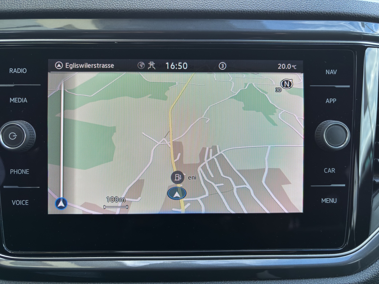 VW T-Roc 1.5 TSI EVO Sport R-Line DSG mit AHK, Rückfahrkamera & Winterräder-image-21