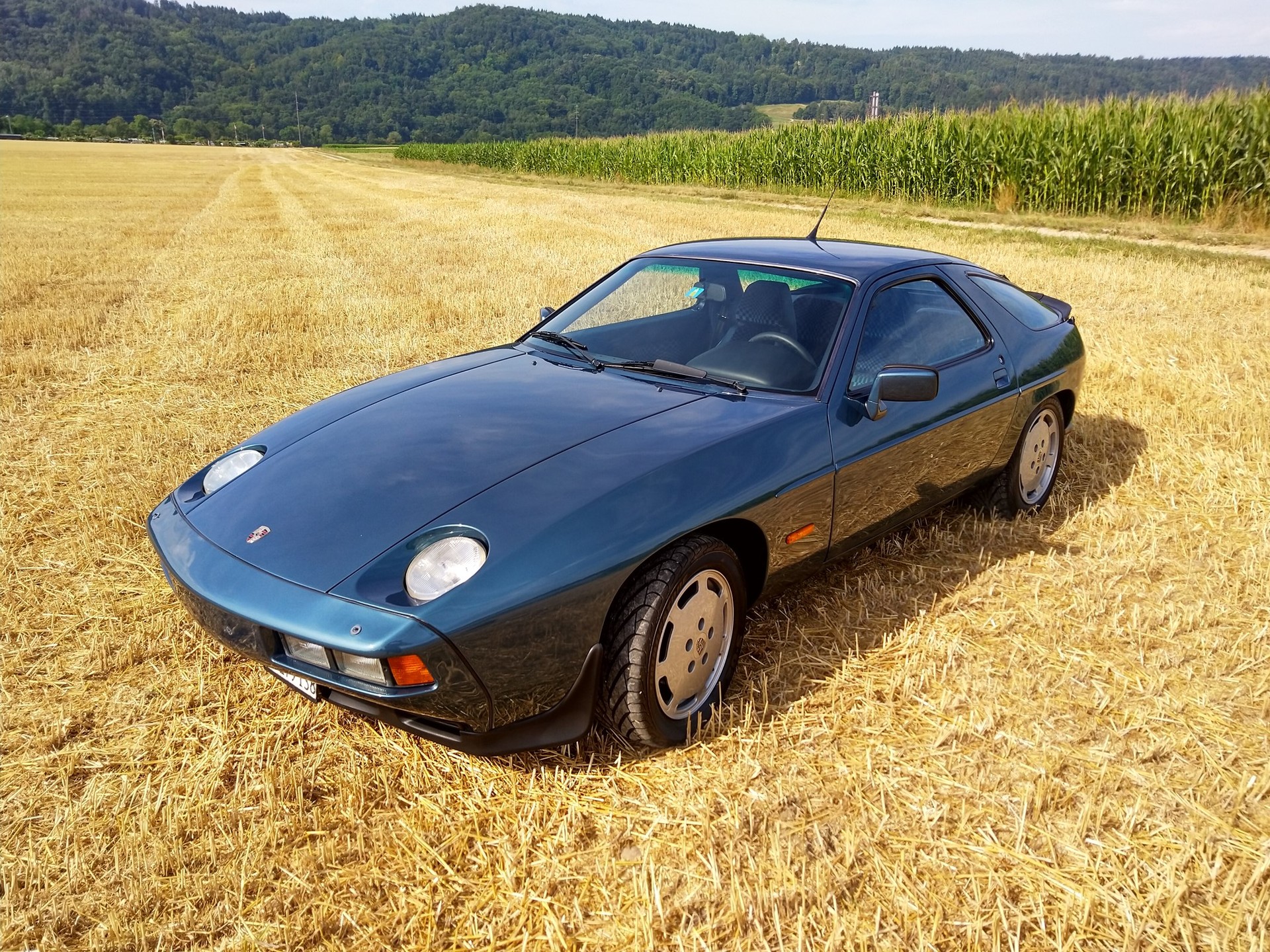 PORSCHE 928 S