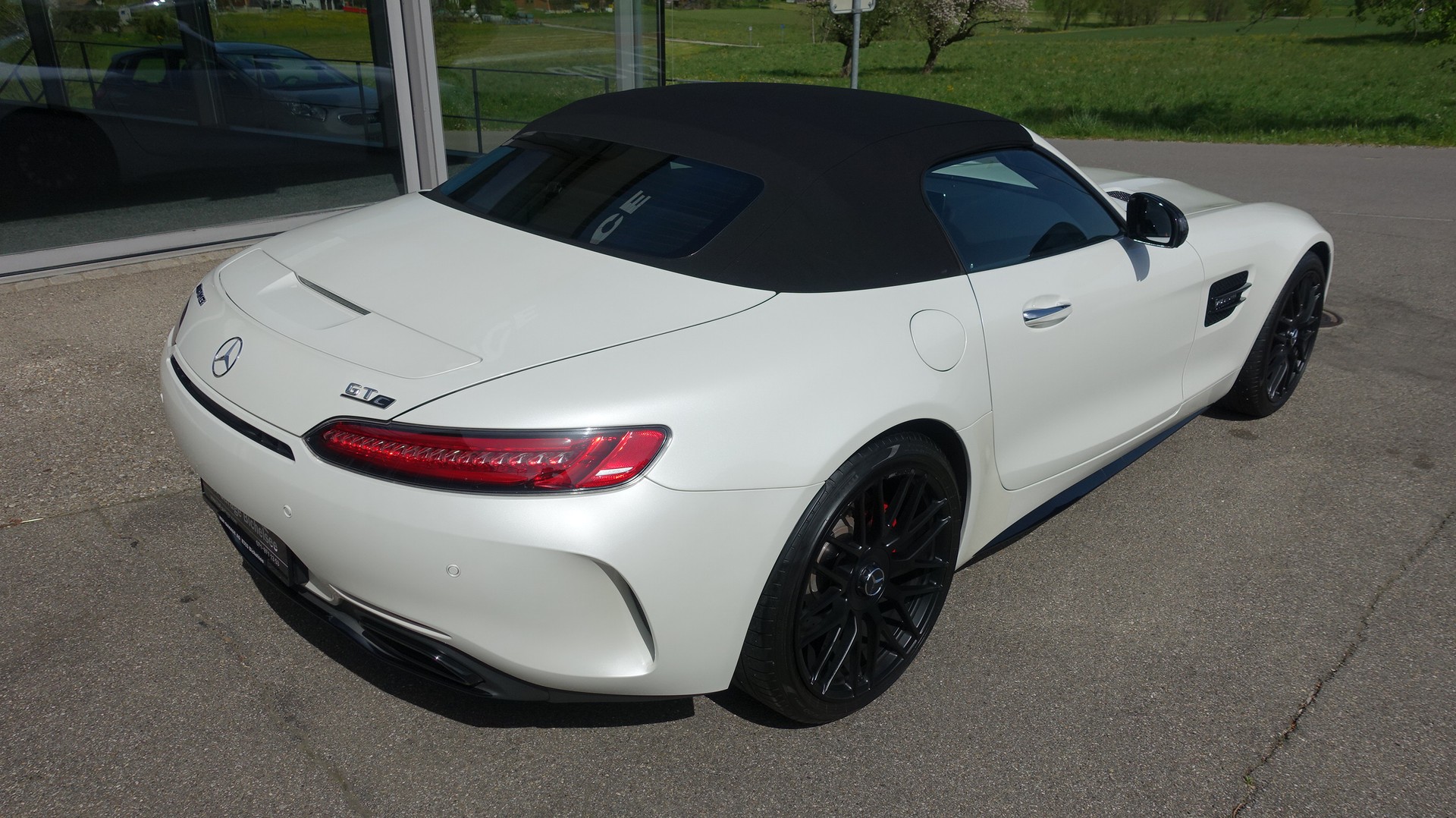 MERCEDES-BENZ AMG GT C Roadster Speedshift DCT-image-6