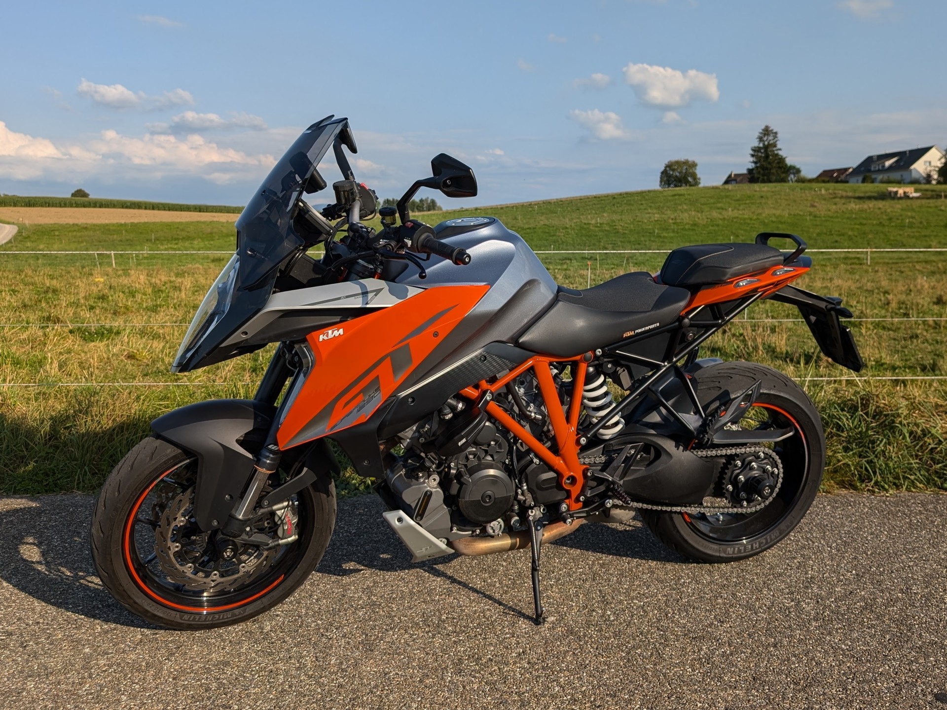 KTM 1290 Super Duke GT-image-0