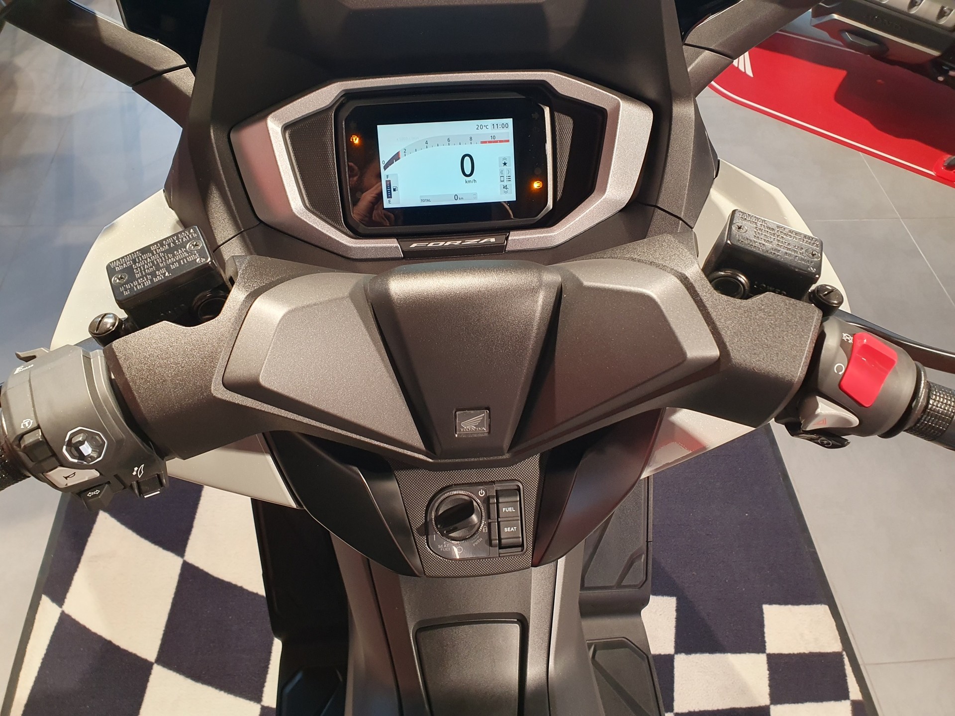 HONDA NSS 350 Forza 2025-image-5