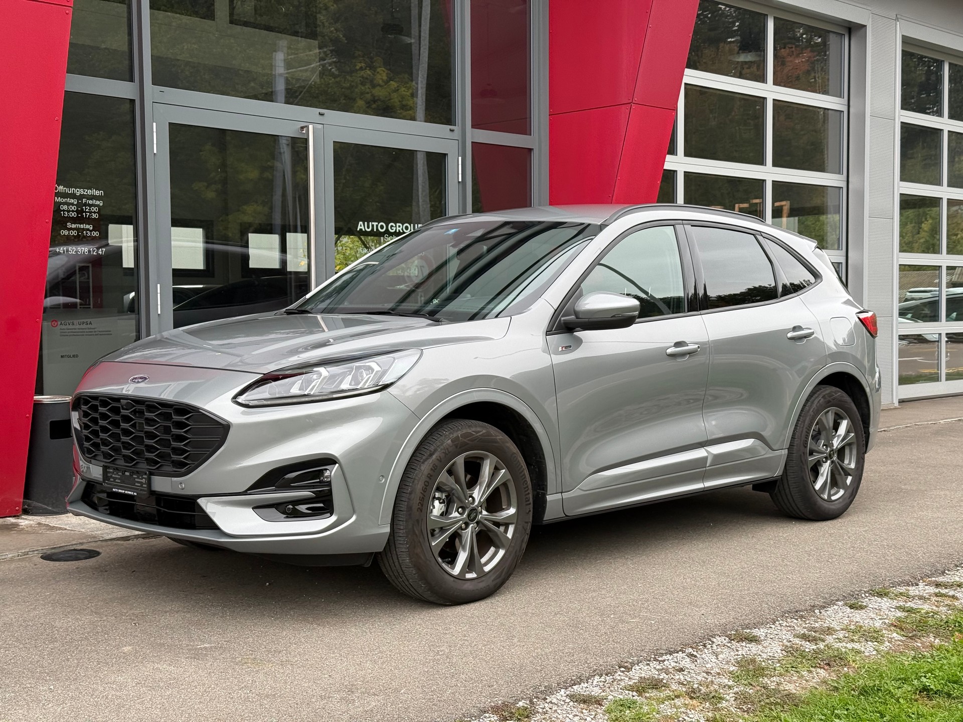 FORD Kuga 2.5 FHEV ST-Line X 4WD LEASING AB 411.21 CHF / MONAT
