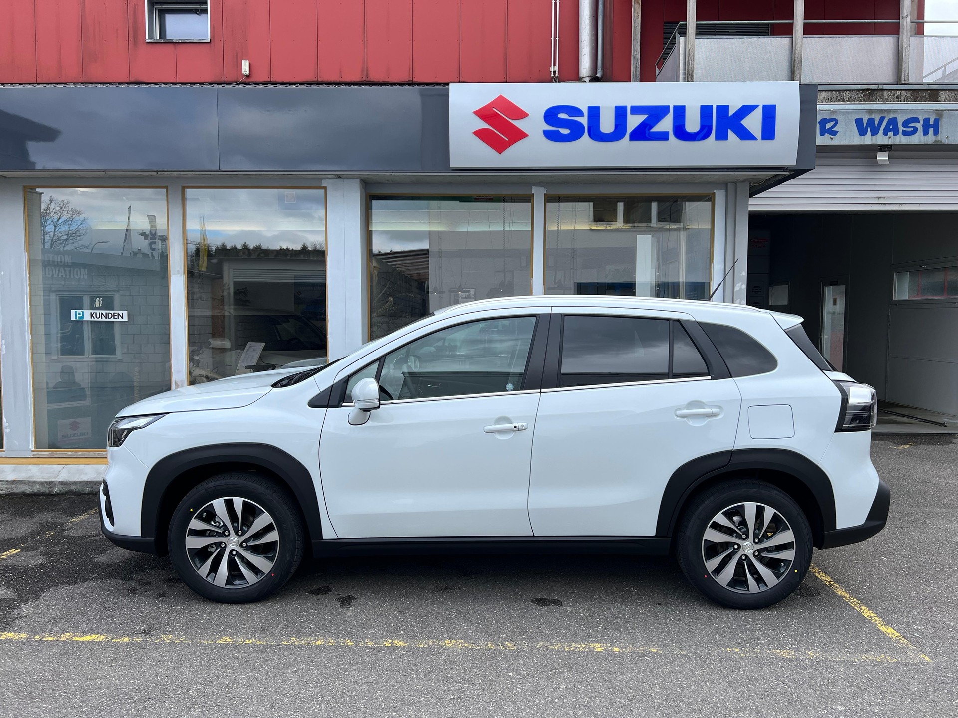 SUZUKI S-Cross 1.5 Compact Top Hybrid 4x4-showroom-element-1