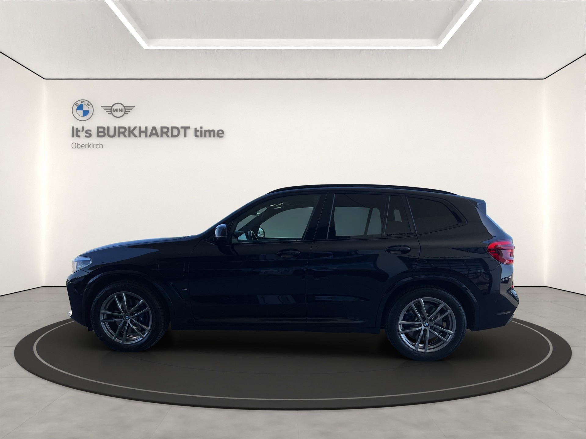 BMW X3 xDrive 30e M Sport-showroom-element-1