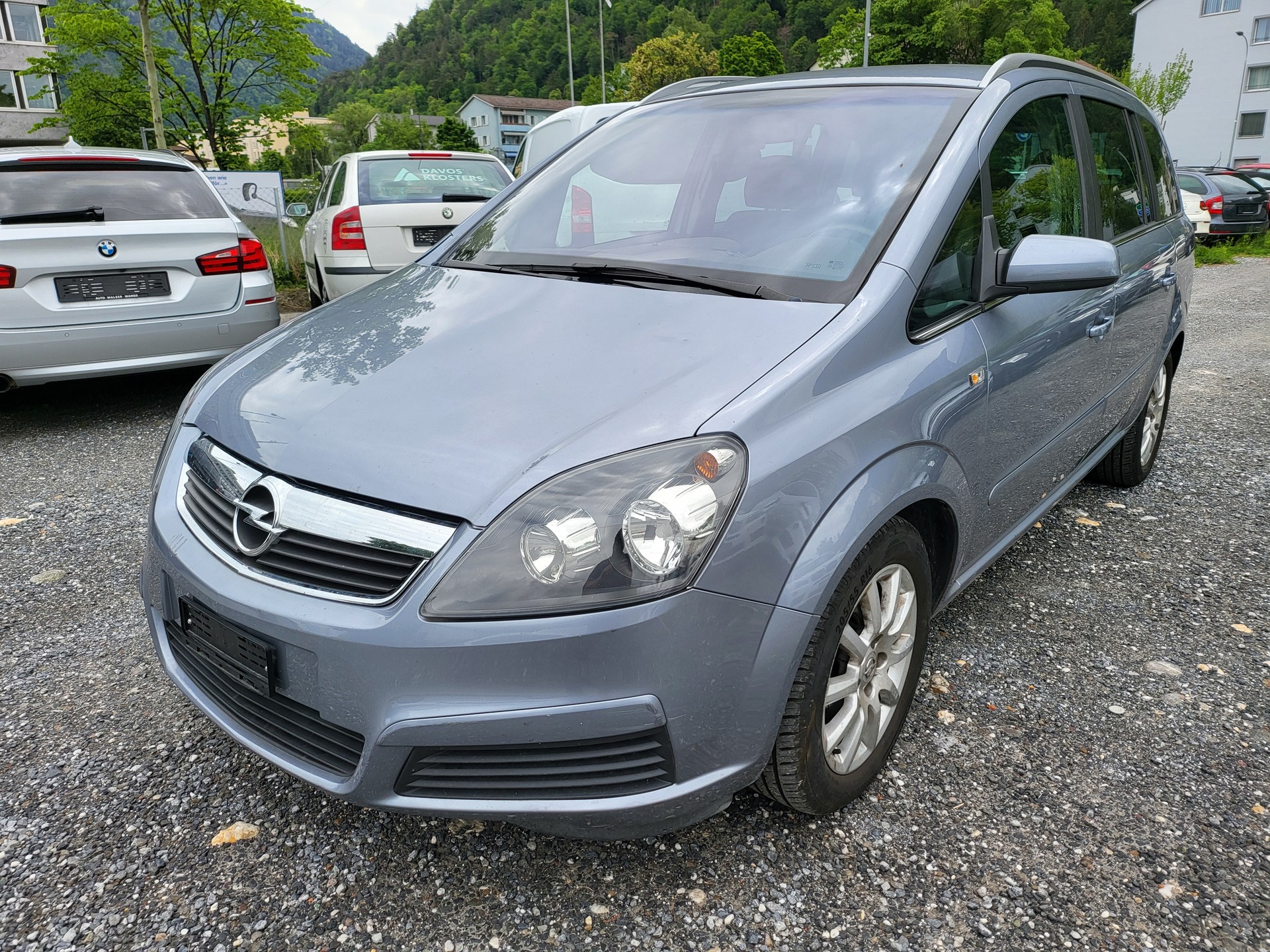 OPEL Zafira 2.2i 16V Enjoy-image-1