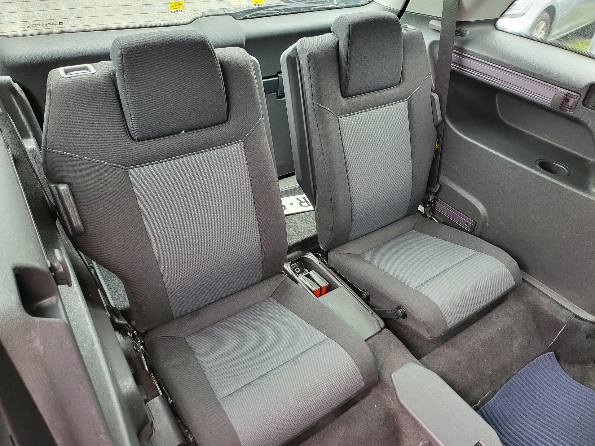 OPEL Zafira 2.2i 16V Enjoy-image-10
