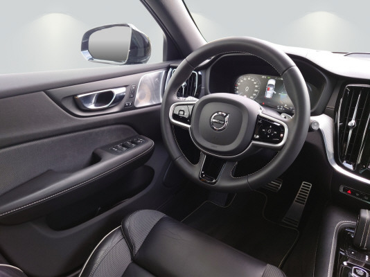 VOLVO V60 T8 eAWD Polestar-image-4