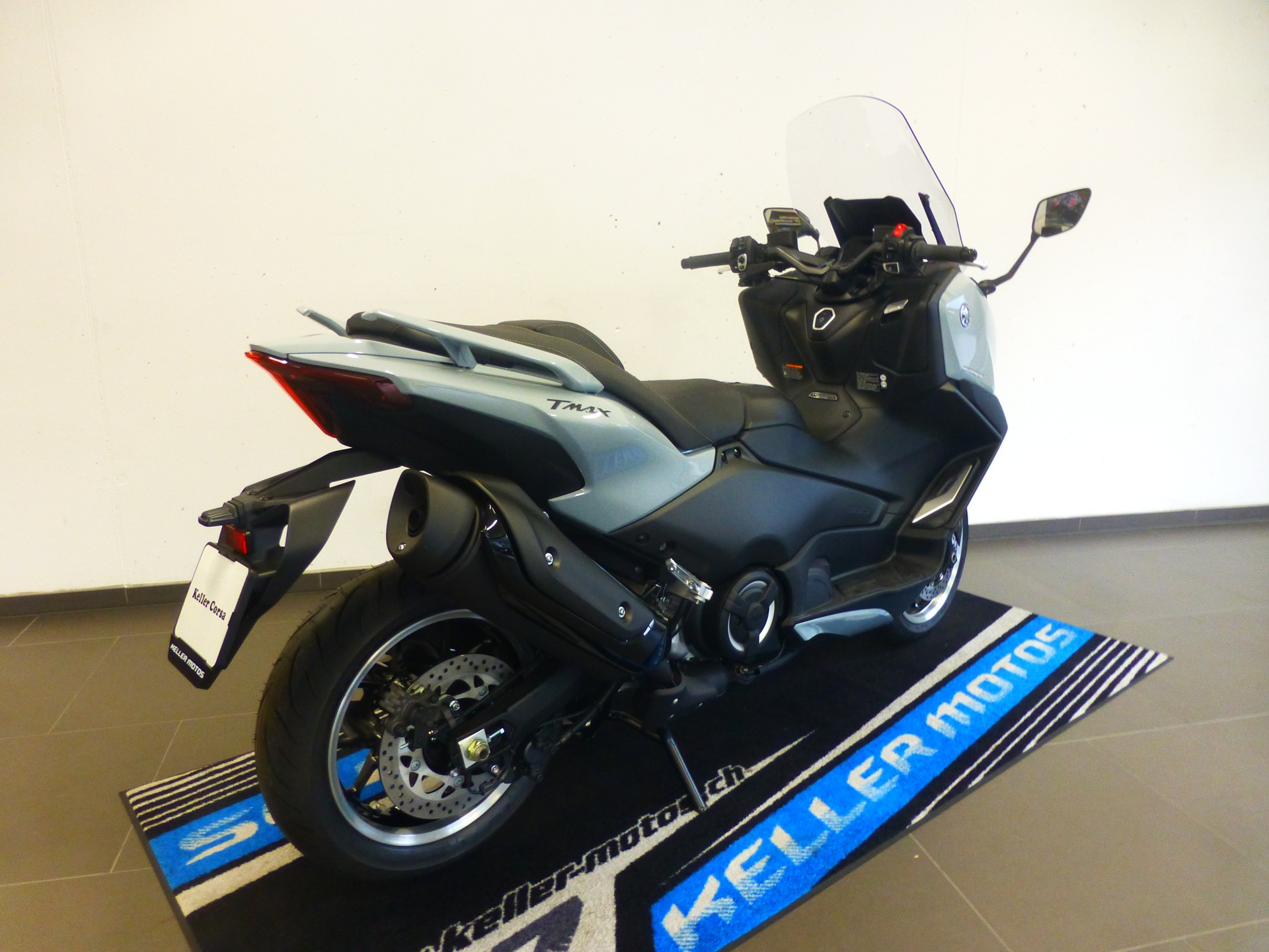 YAMAHA T-MAX Tech-Max XP 560-image-6