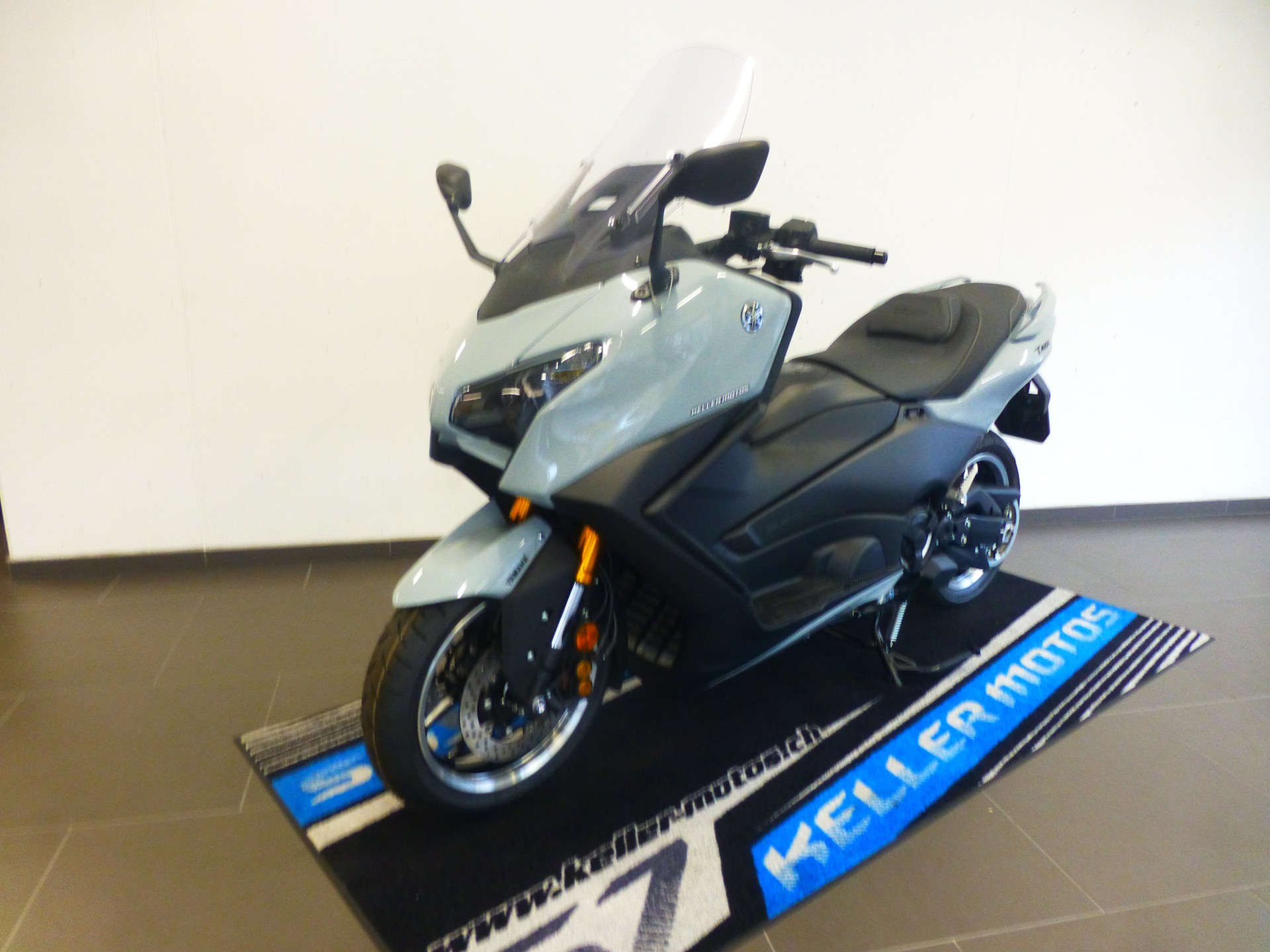 YAMAHA T-MAX Tech-Max XP 560-image-5