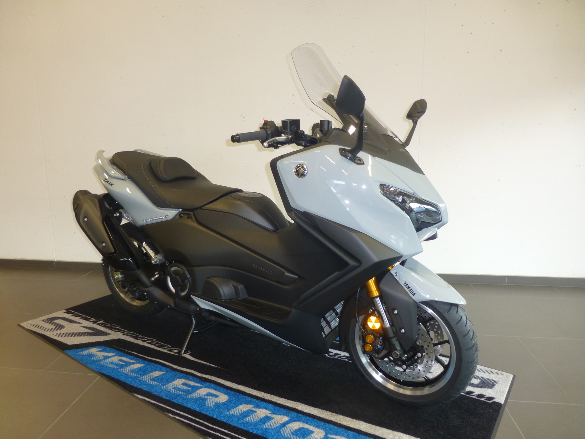YAMAHA T-MAX Tech-Max XP 560-image-4