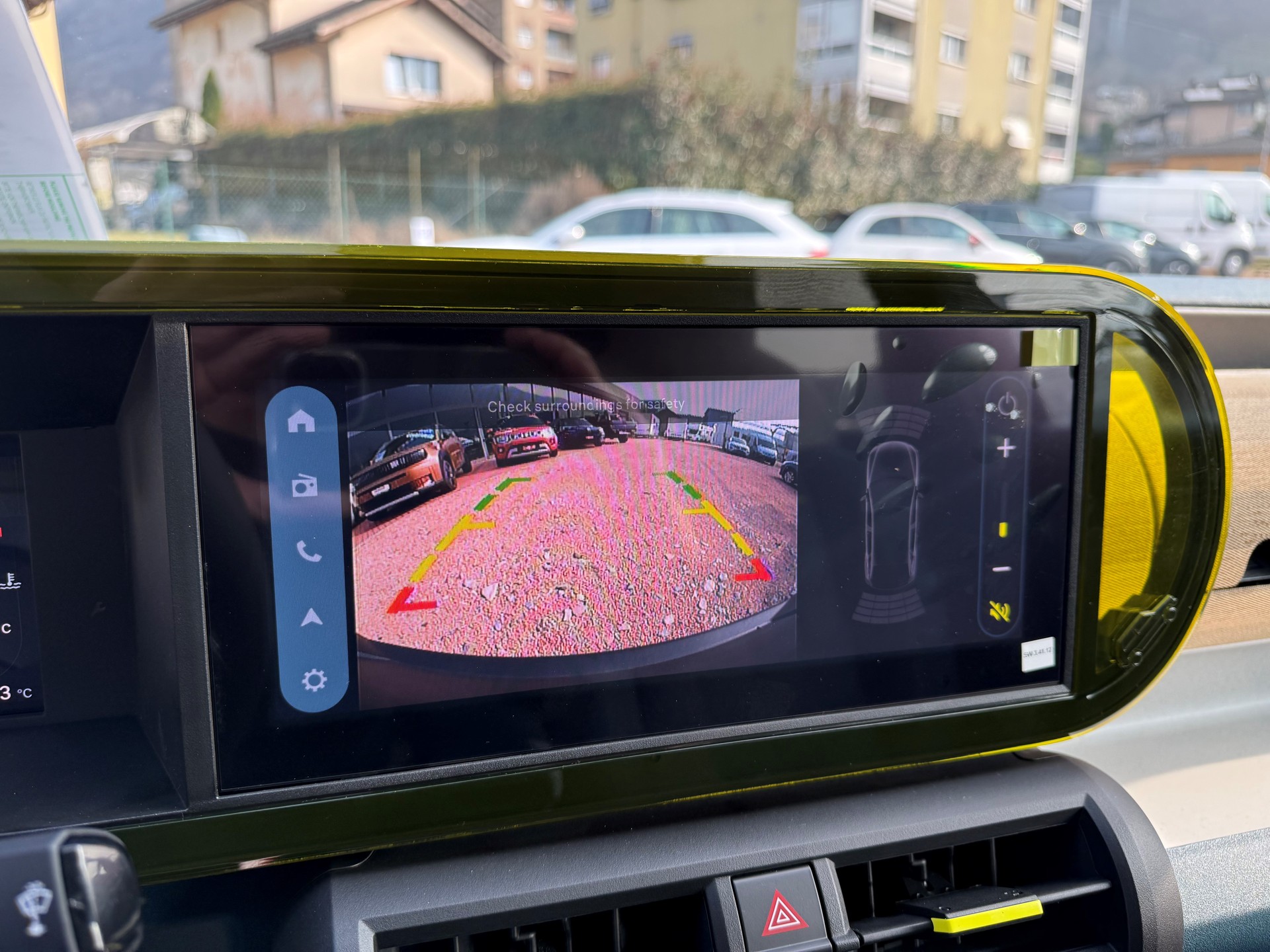 FIAT Grande Panda MHEV La Prima-image-12