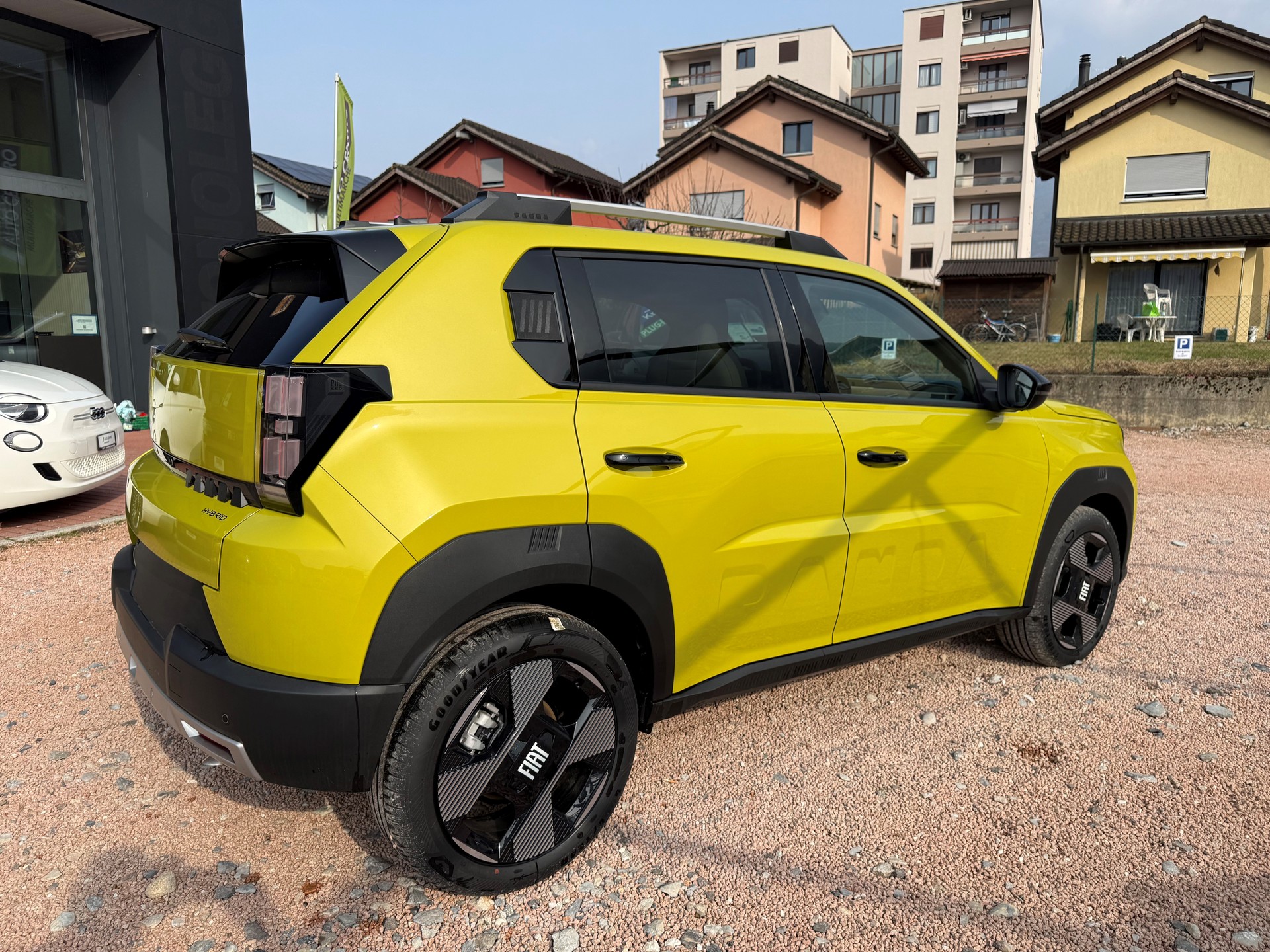 FIAT Grande Panda MHEV La Prima-image-2
