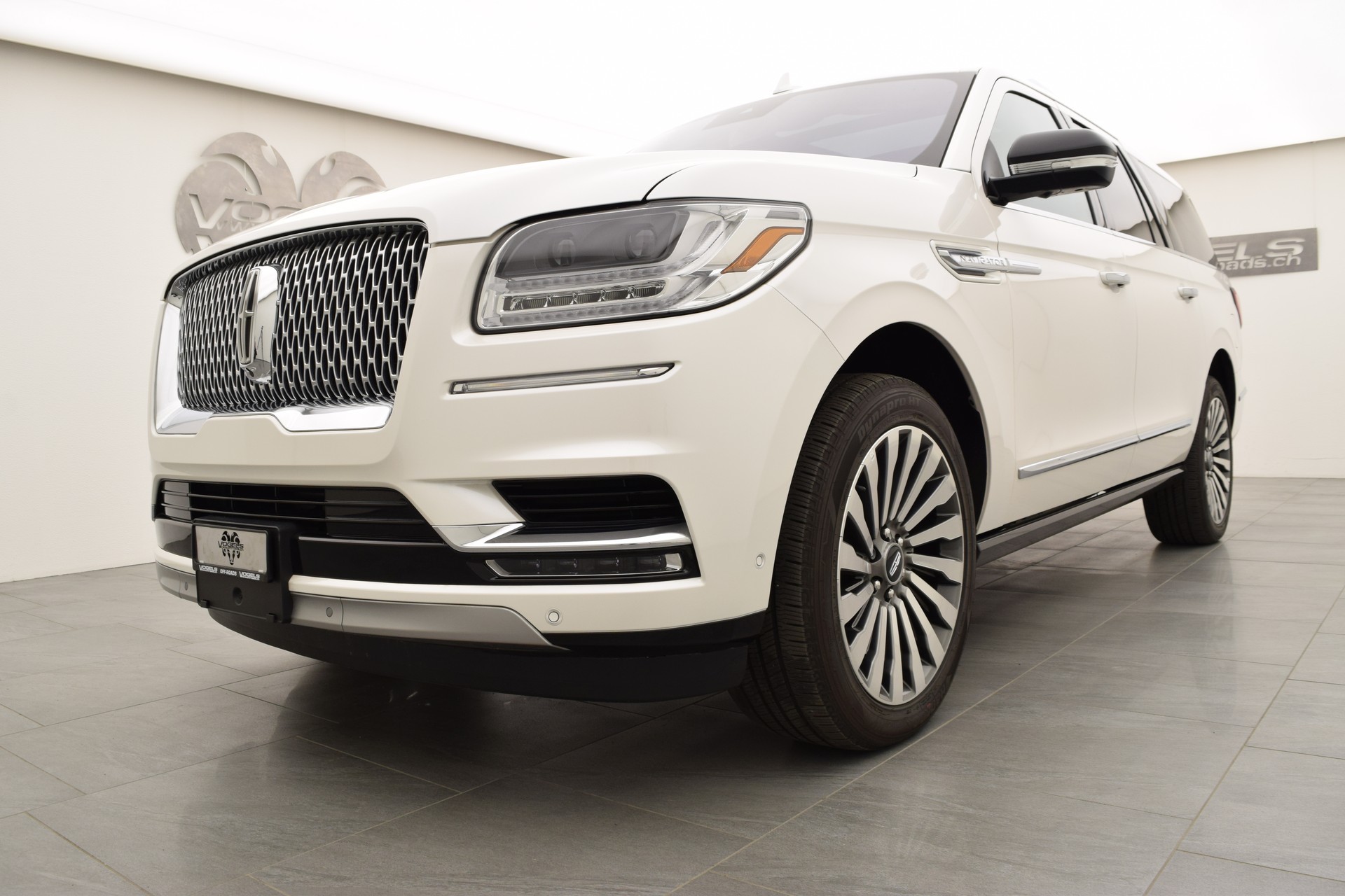 LINCOLN Navigator 3.5 Reserve L AWD-showroom-element-1