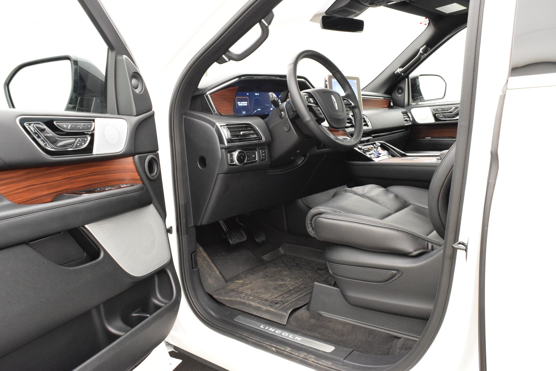LINCOLN Navigator 3.5 Reserve L AWD-image-8