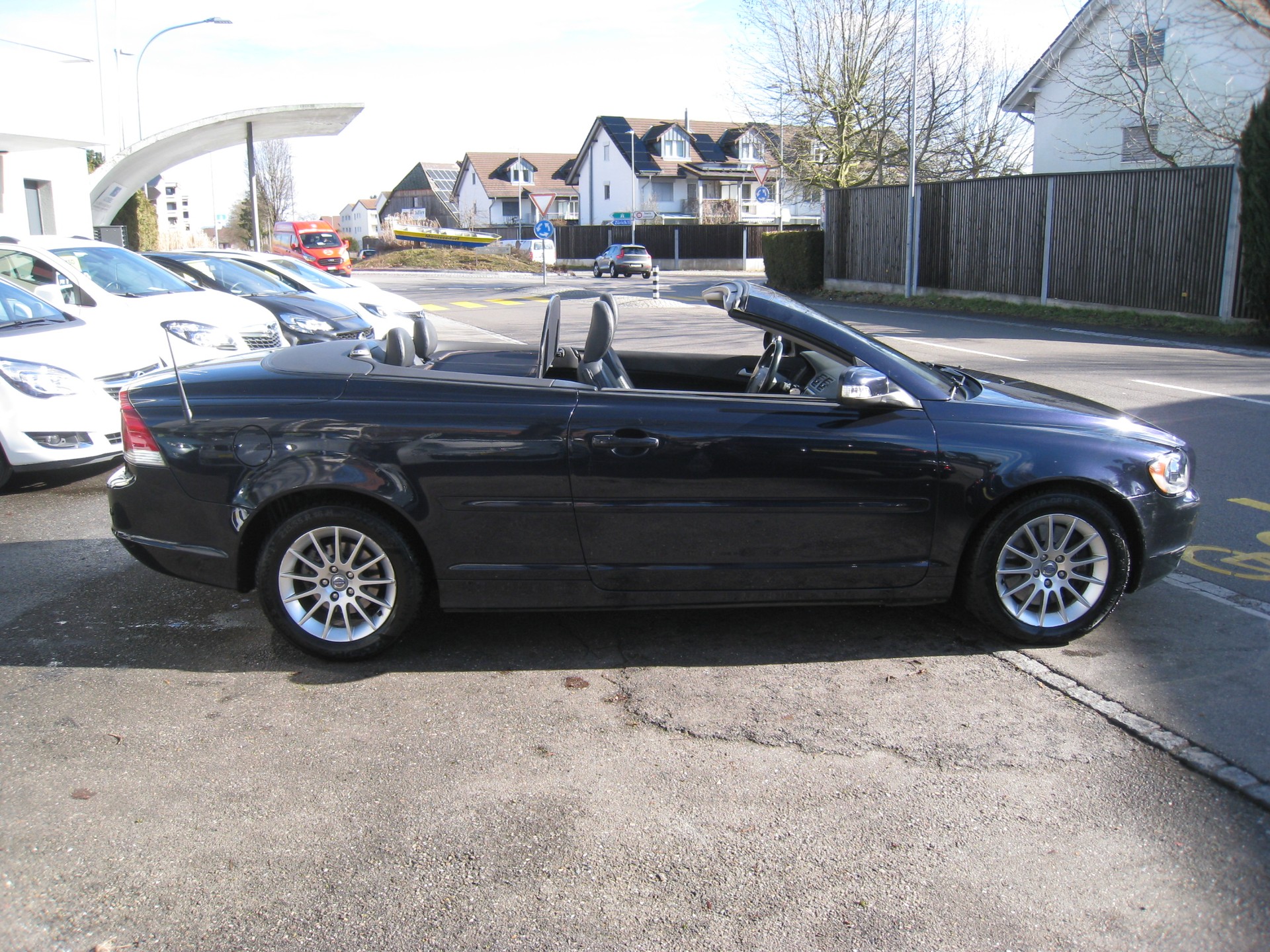 VOLVO C70 2.4i Kinetic-showroom-element-3
