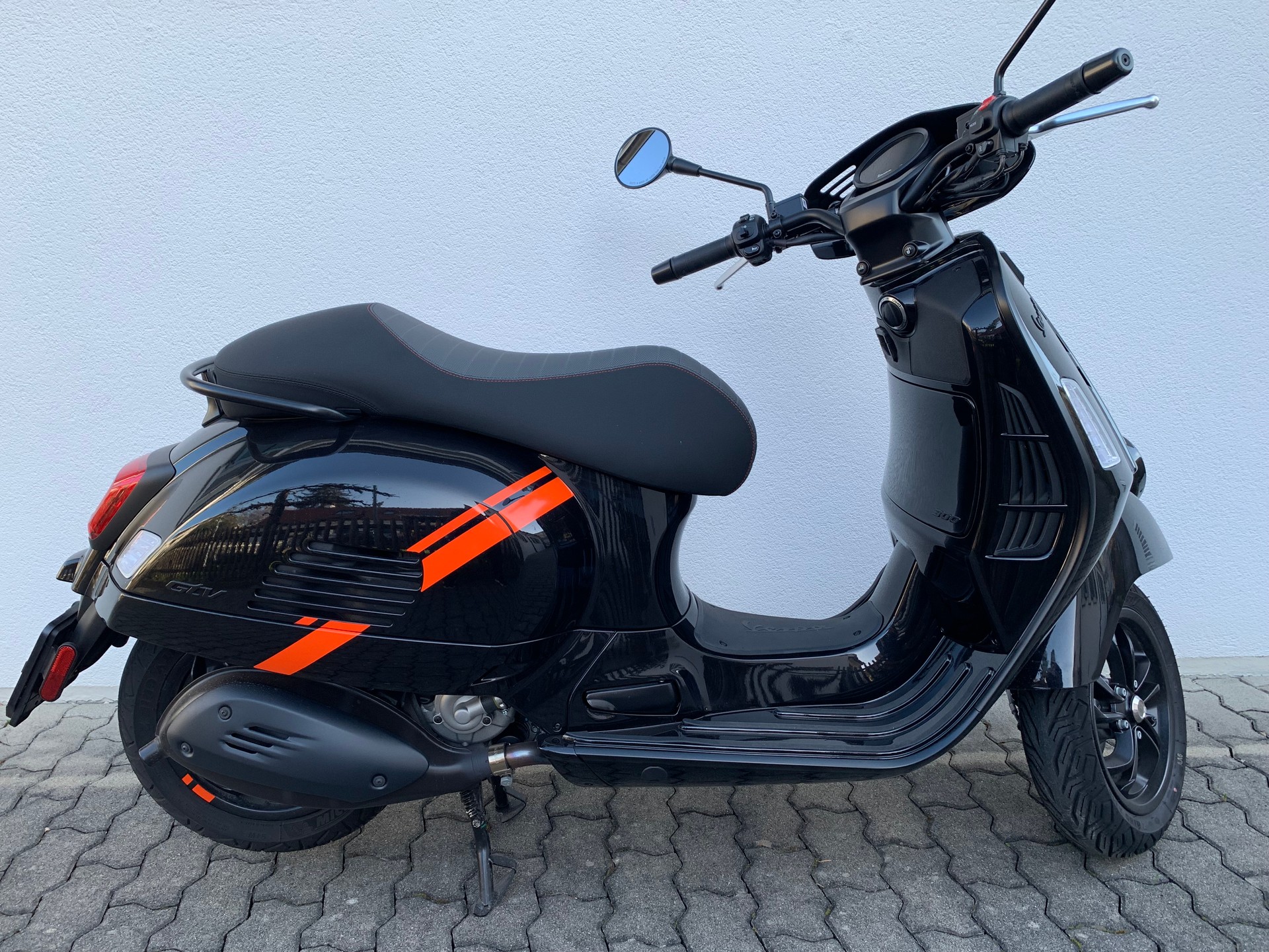 PIAGGIO Vespa GTV 300-image-0