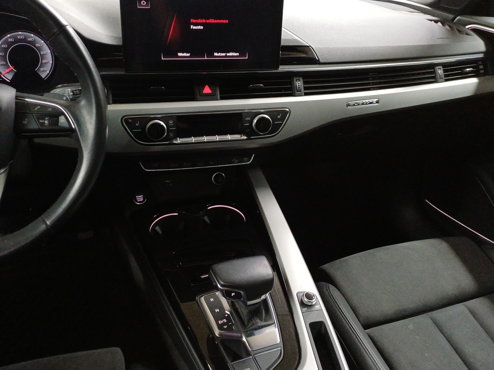AUDI A4 allroad 45 TFSI quattro S-tronic-image-10