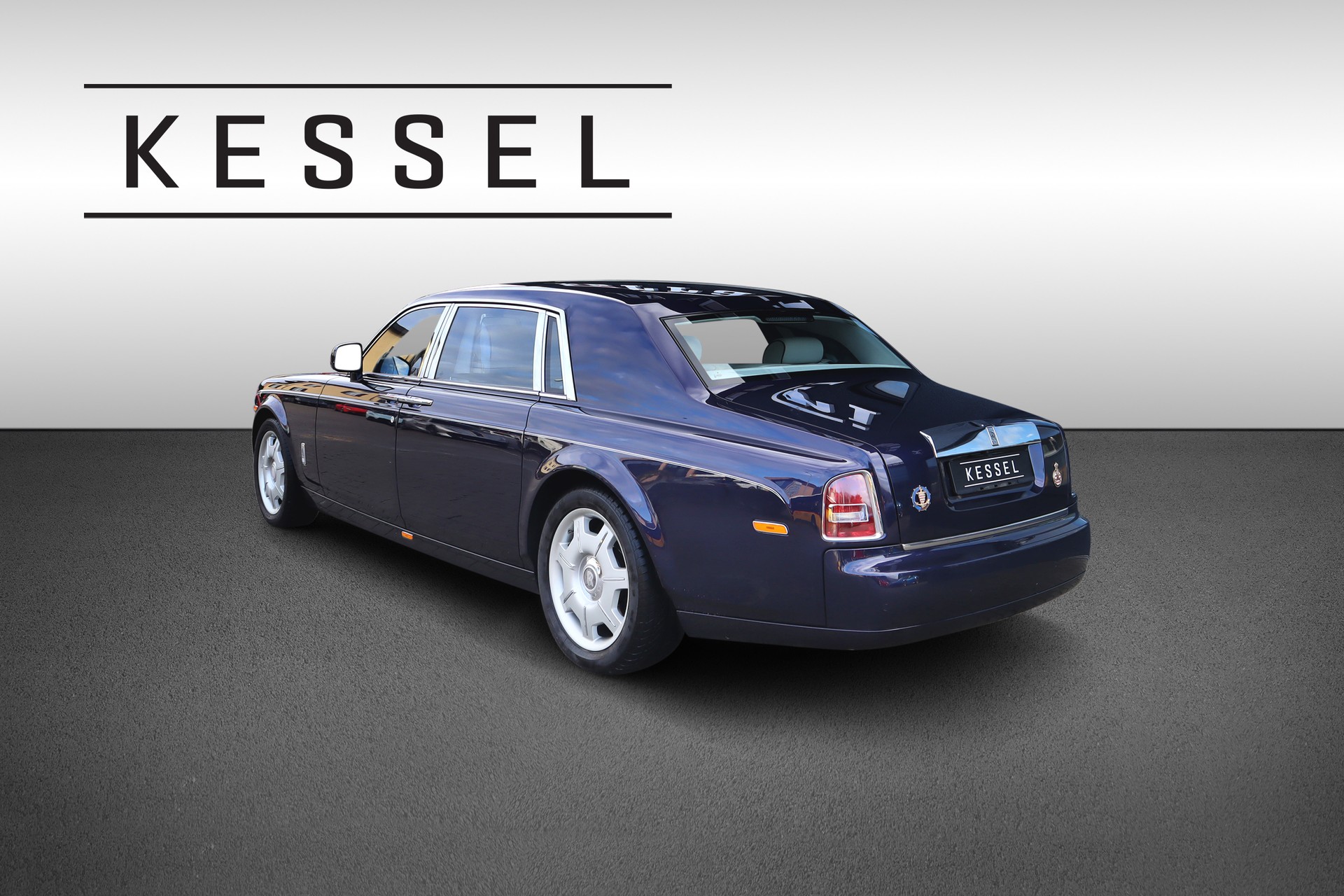 ROLLS-ROYCE Phantom 6.7 V12 EWB 4 places-image-4