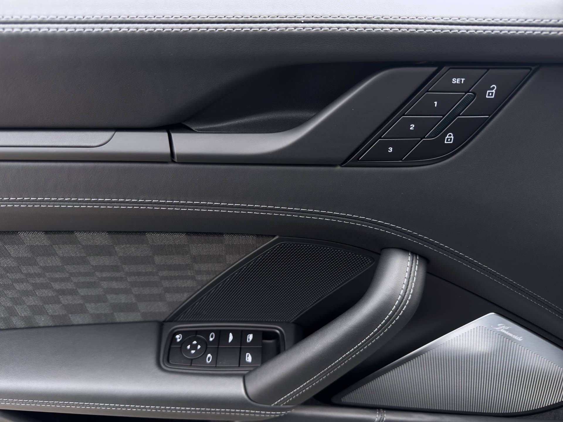 PORSCHE 911 Spirit 70-image-11