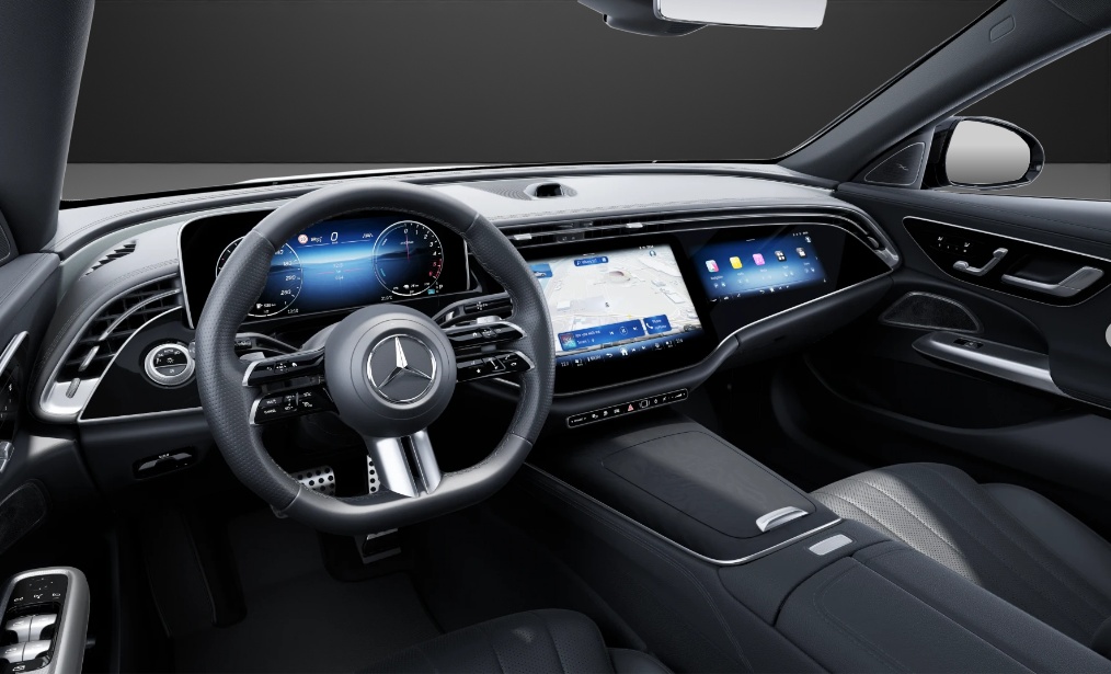 MERCEDES-BENZ E 300 de T 4Matic 9G-Tronic-image-6