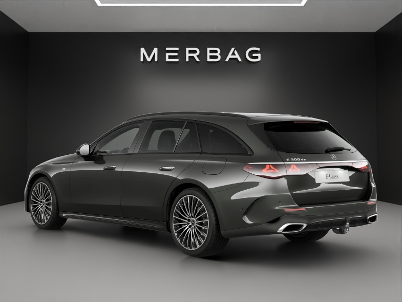 MERCEDES-BENZ E 300 de T 4Matic 9G-Tronic-image-3