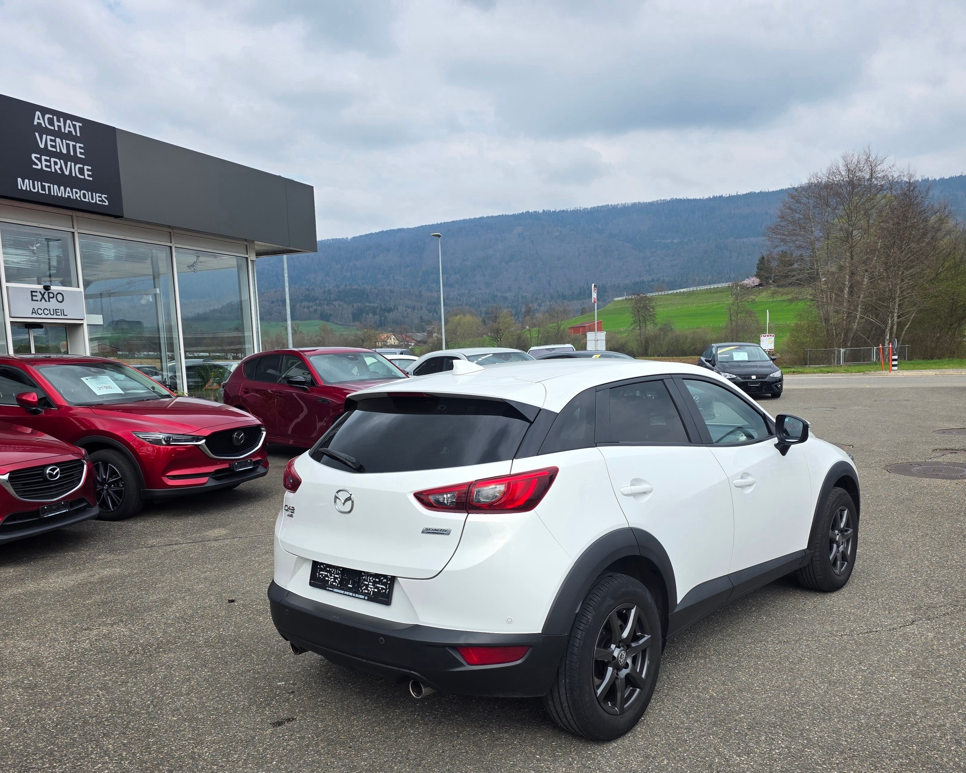 MAZDA CX-3 2.0 Ambition AWD Skyactiv Drive-image-3