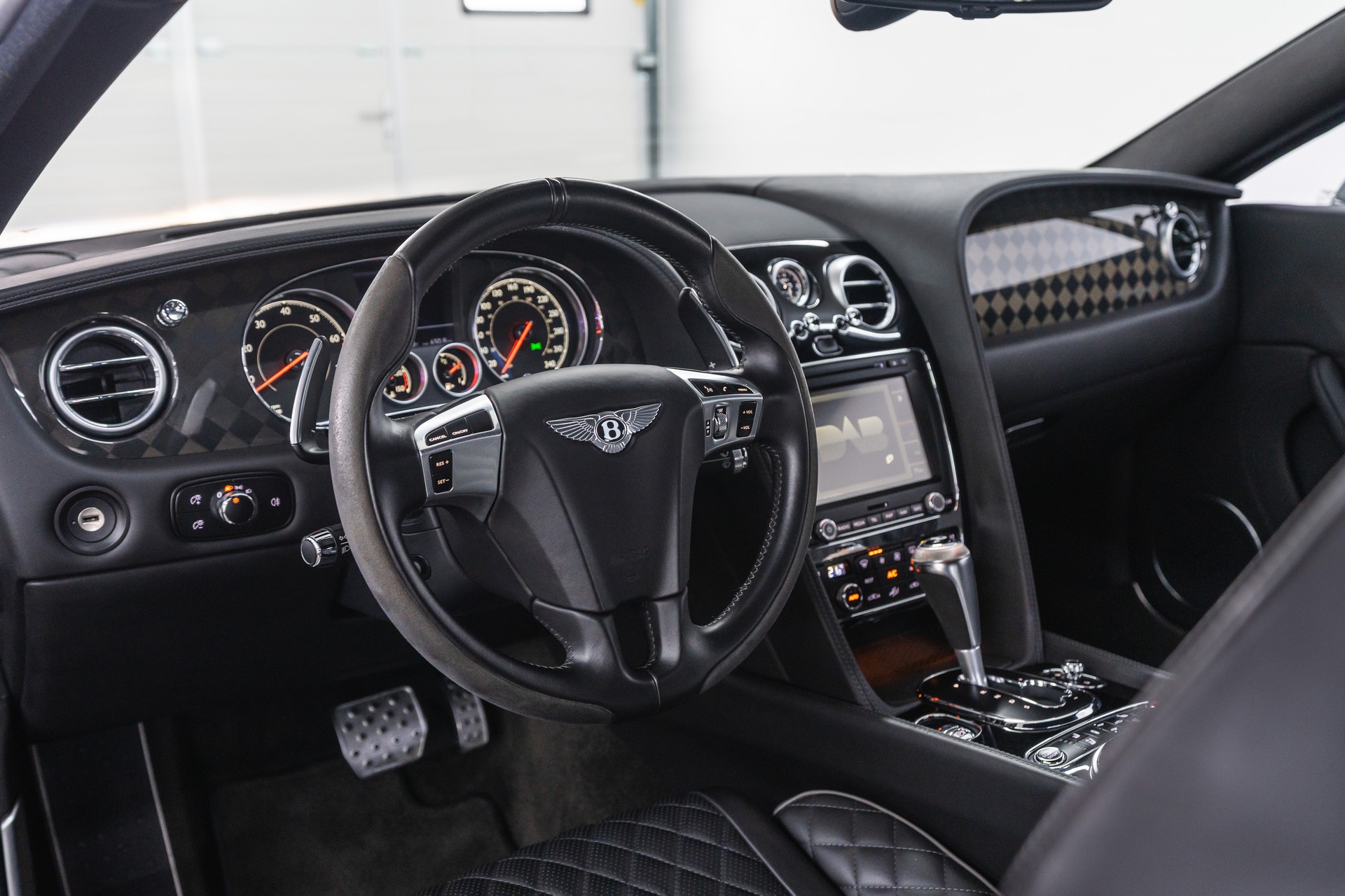 BENTLEY Continental Supersports 1 of 710 - 6.0 W12-image-8
