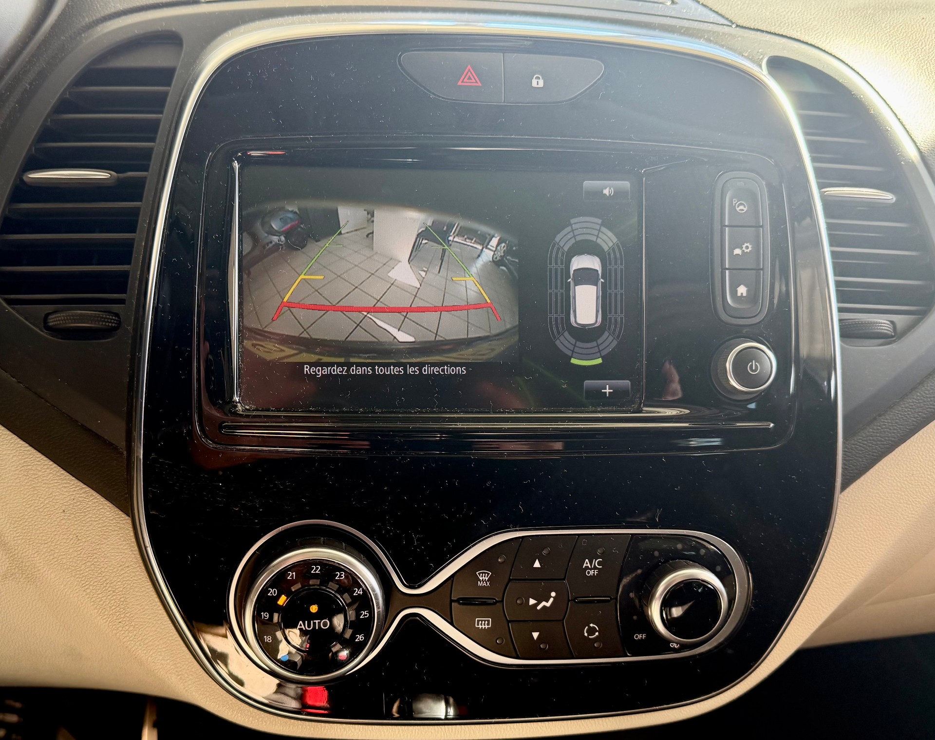 RENAULT Captur 1.2 T 16V Outdoor EDC-image-20