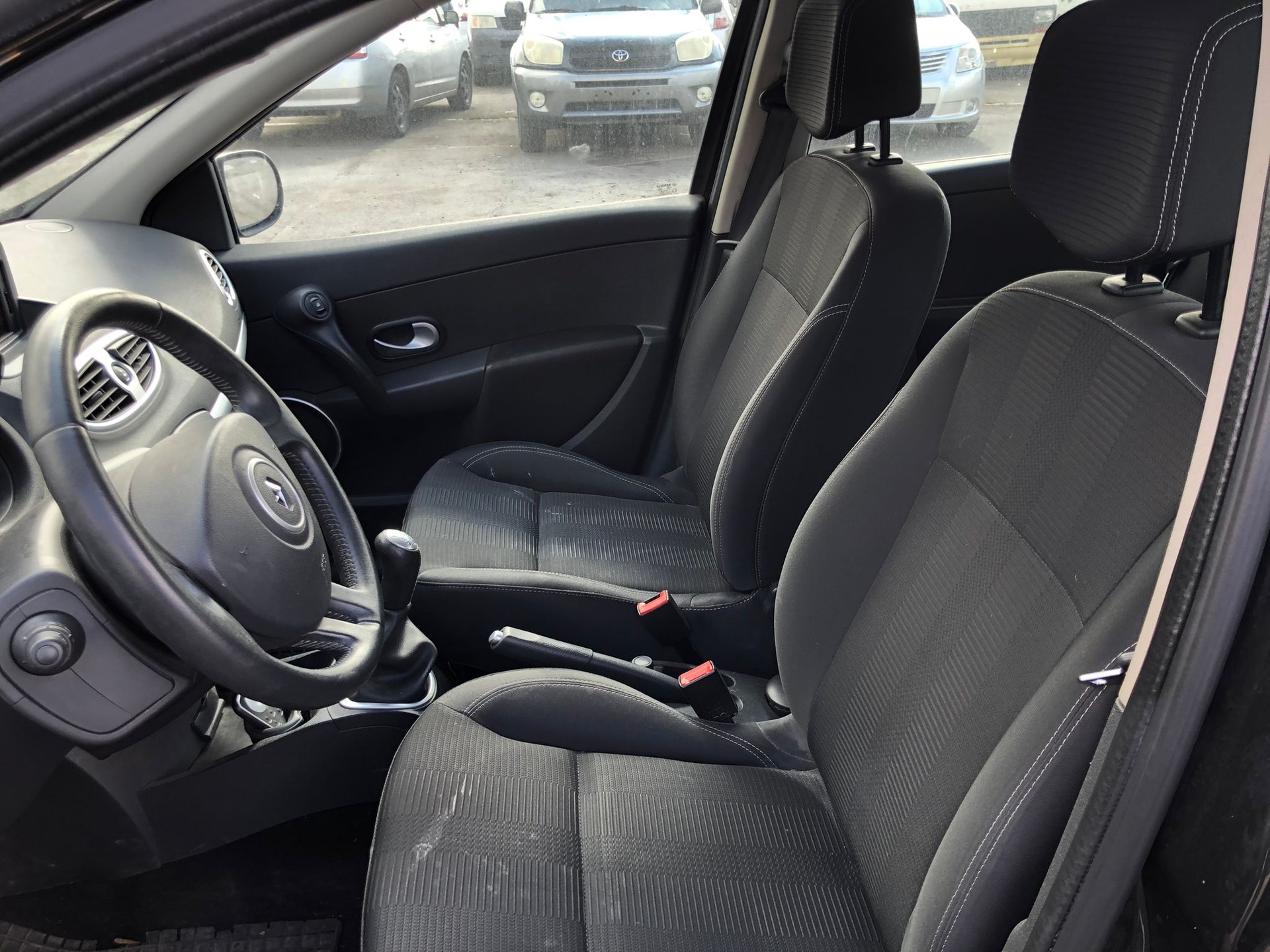 RENAULT Clio 1.2 16V Turbo Dynamique-image-11