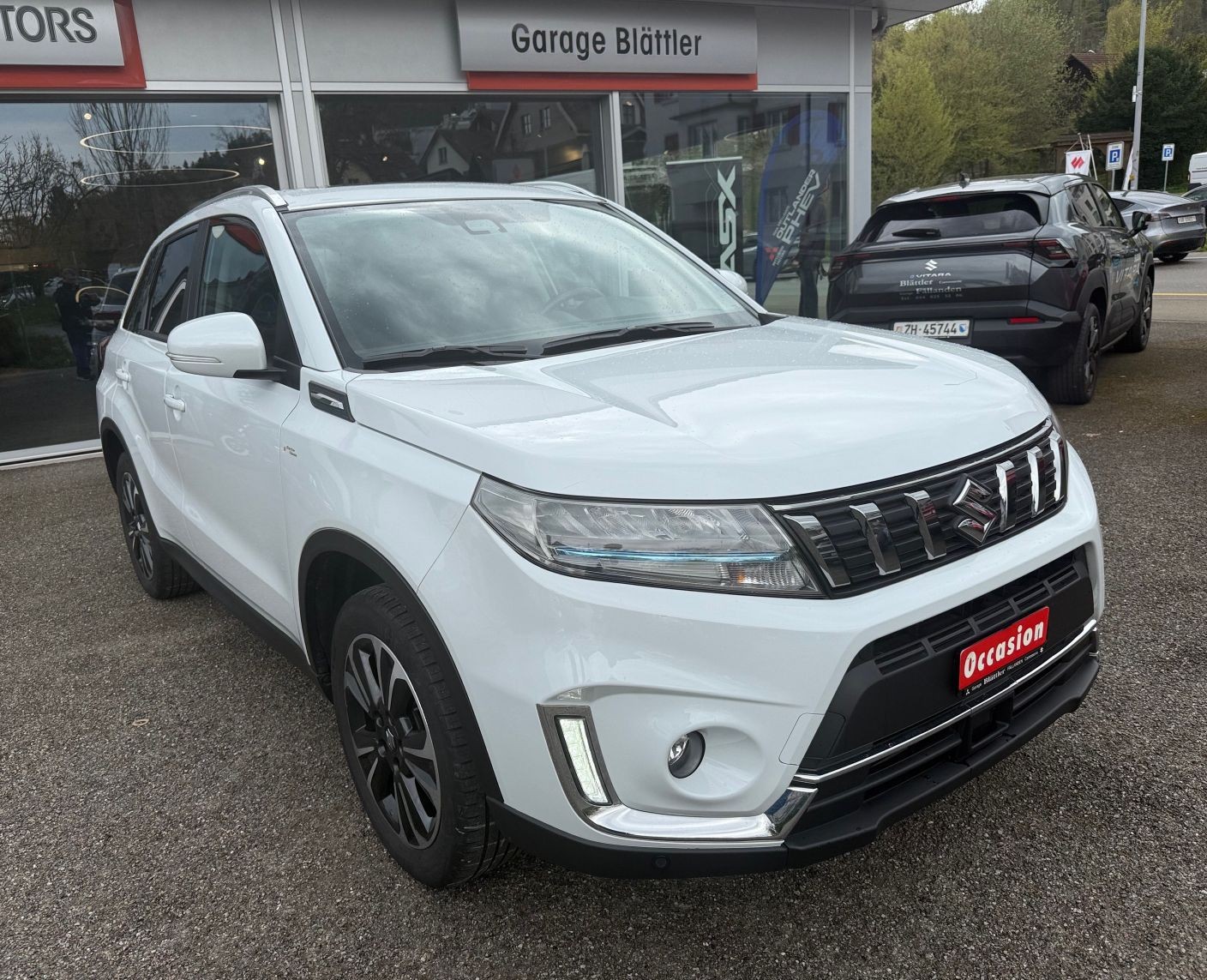 SUZUKI Vitara 1.4 T Compact Top Hybrid 4x4-showroom-element-1