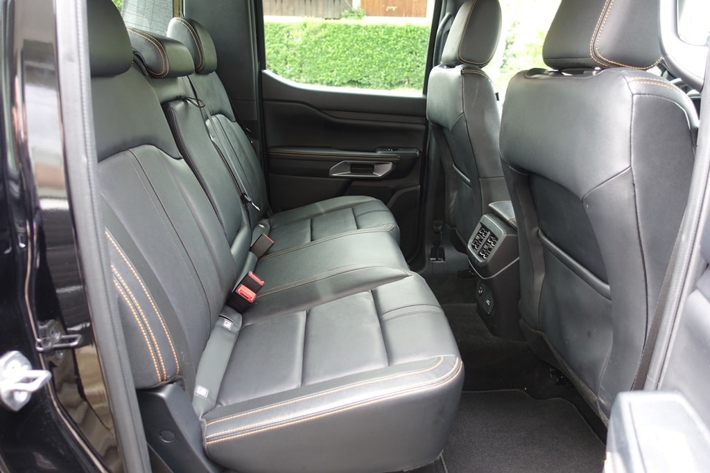 FORD Ranger Wildtrak 2.0 Eco Blue e-4WD Automat-image-13