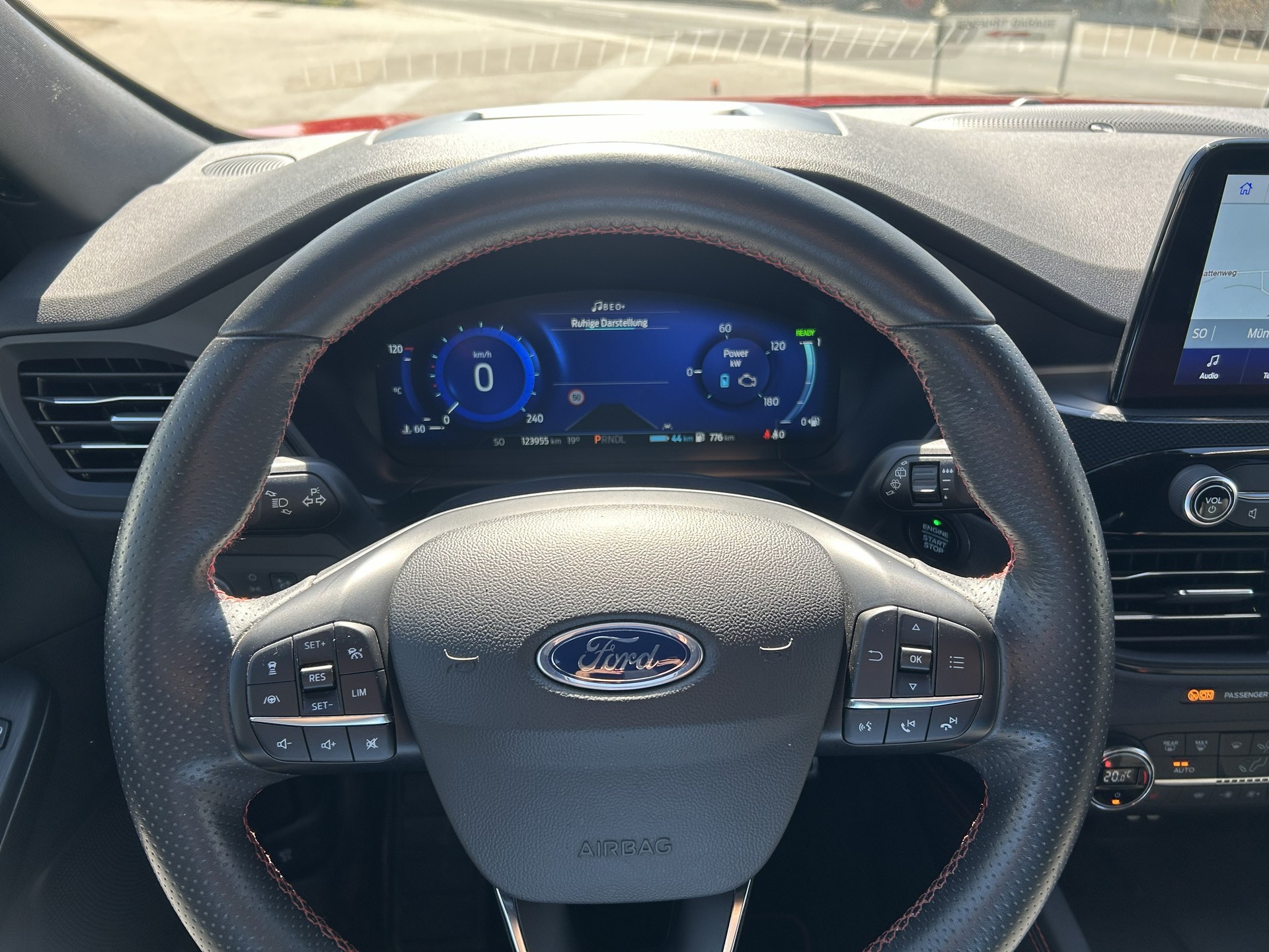 FORD Kuga 2.5 PHEV ST-Line X 2WD-image-7